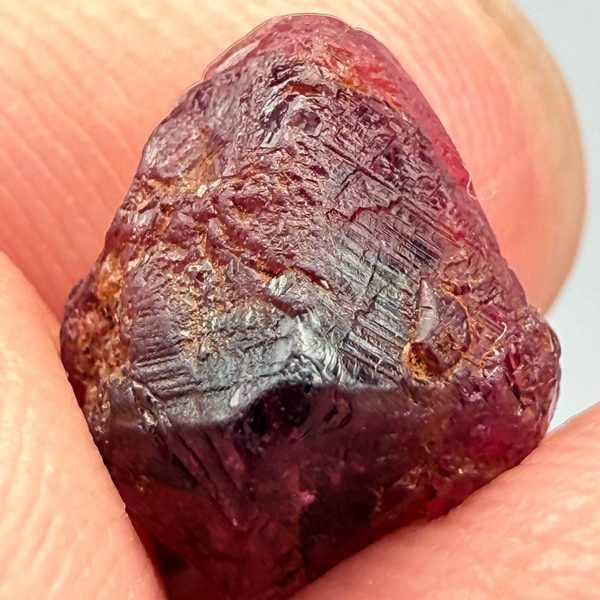 Winza Sapphire Crystal Specimen, 4.71ct, Winza, Tanzania, Untreated Unheated, look at the amazing etching which is all over the stone