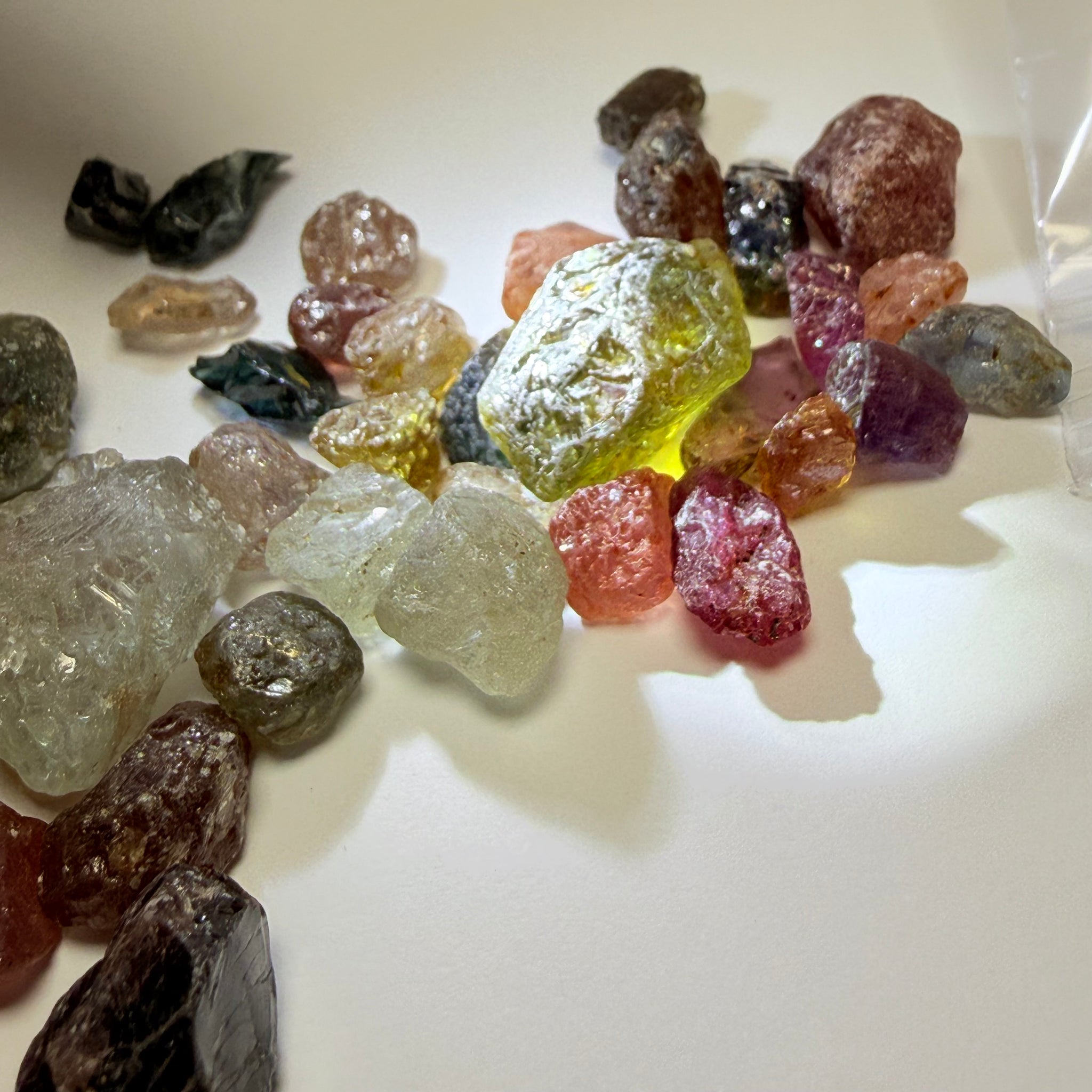 Kenyan and Tanzanian Sapphire mix lot, Slightly included, to included to cabbing grade, an excellent mix, value for money, 94.60gm / 473ct Untreated Unheated, I have included many videos so you get the exact picture