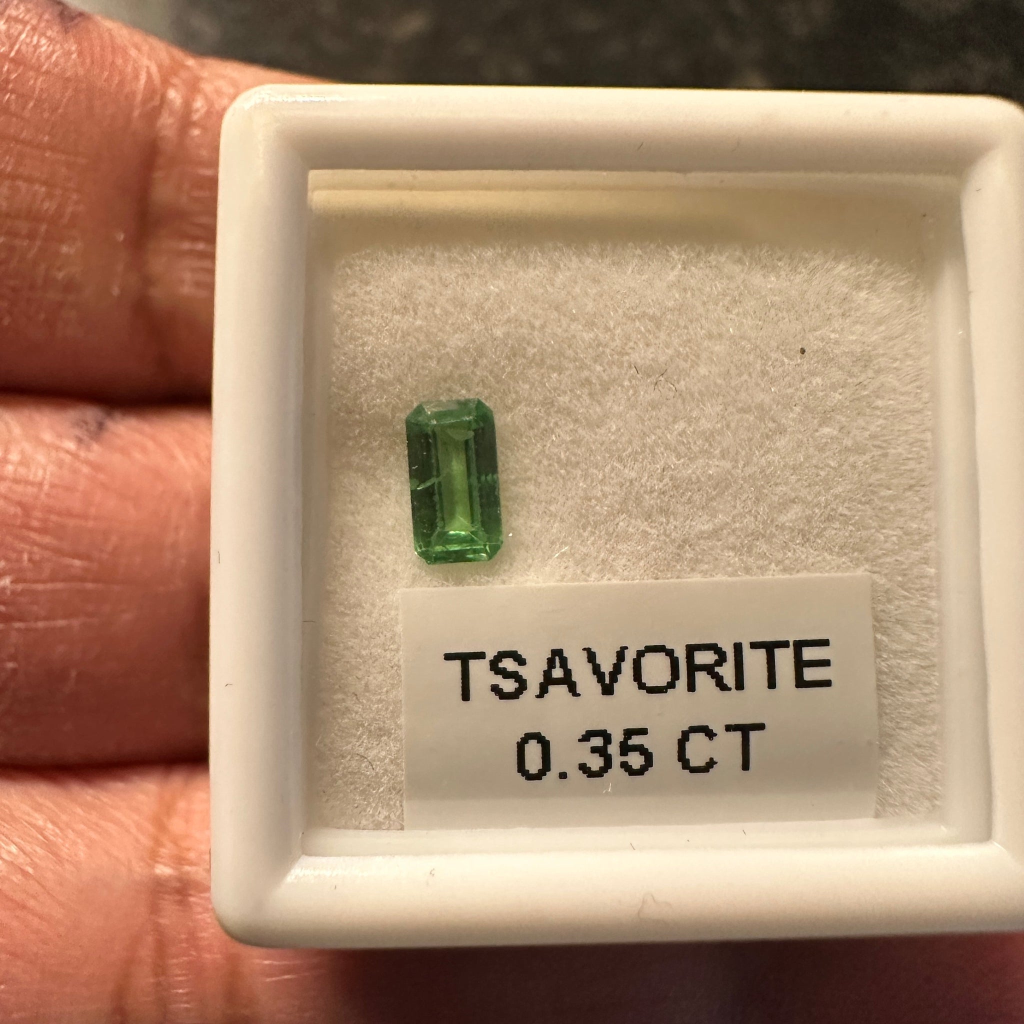 0.35Ct Tsavorite Garnet Kenya Unheated Untreated Native Cut.