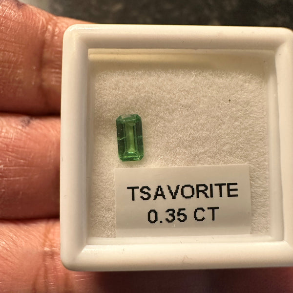 0.35Ct Tsavorite Garnet Kenya Unheated Untreated Native Cut.