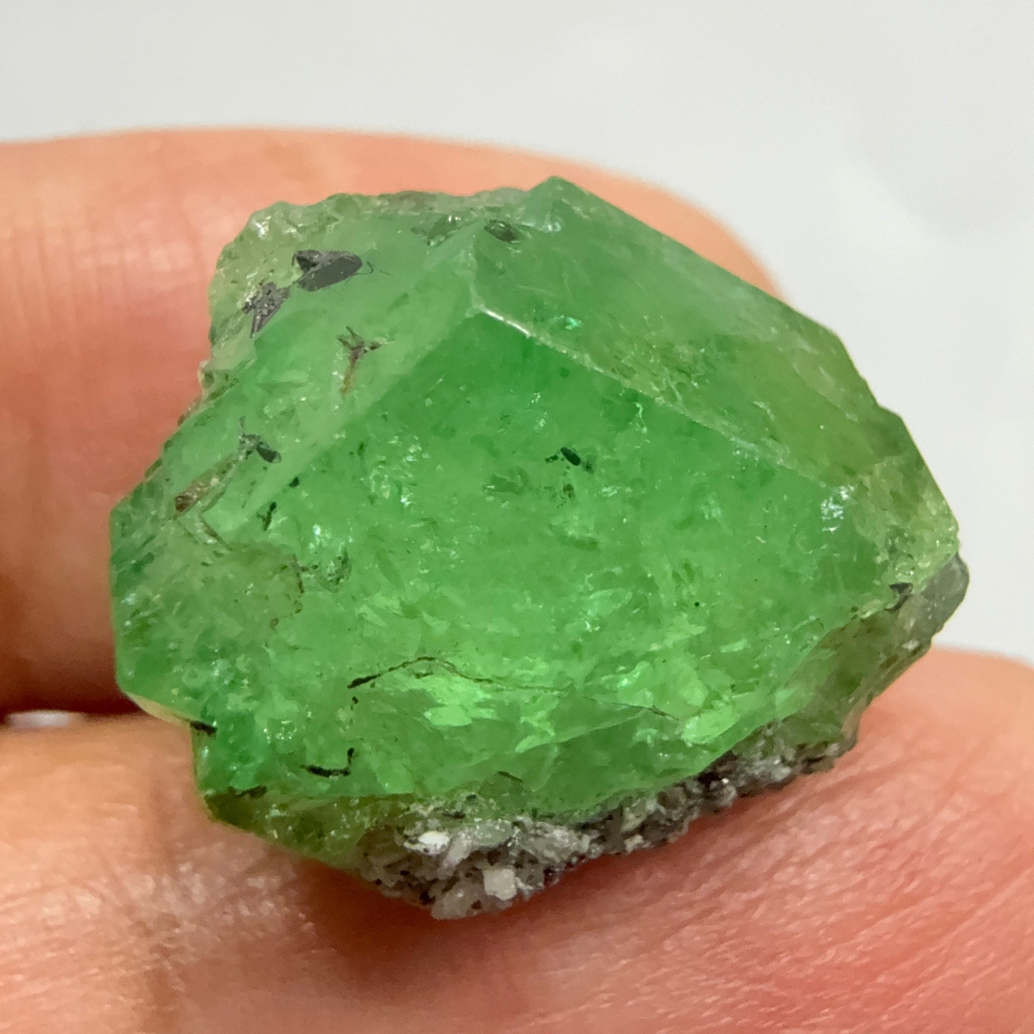 Tsavorite Garnet Crystal, 27.04ct, Merelani, Tanzania, Untreated Unheated