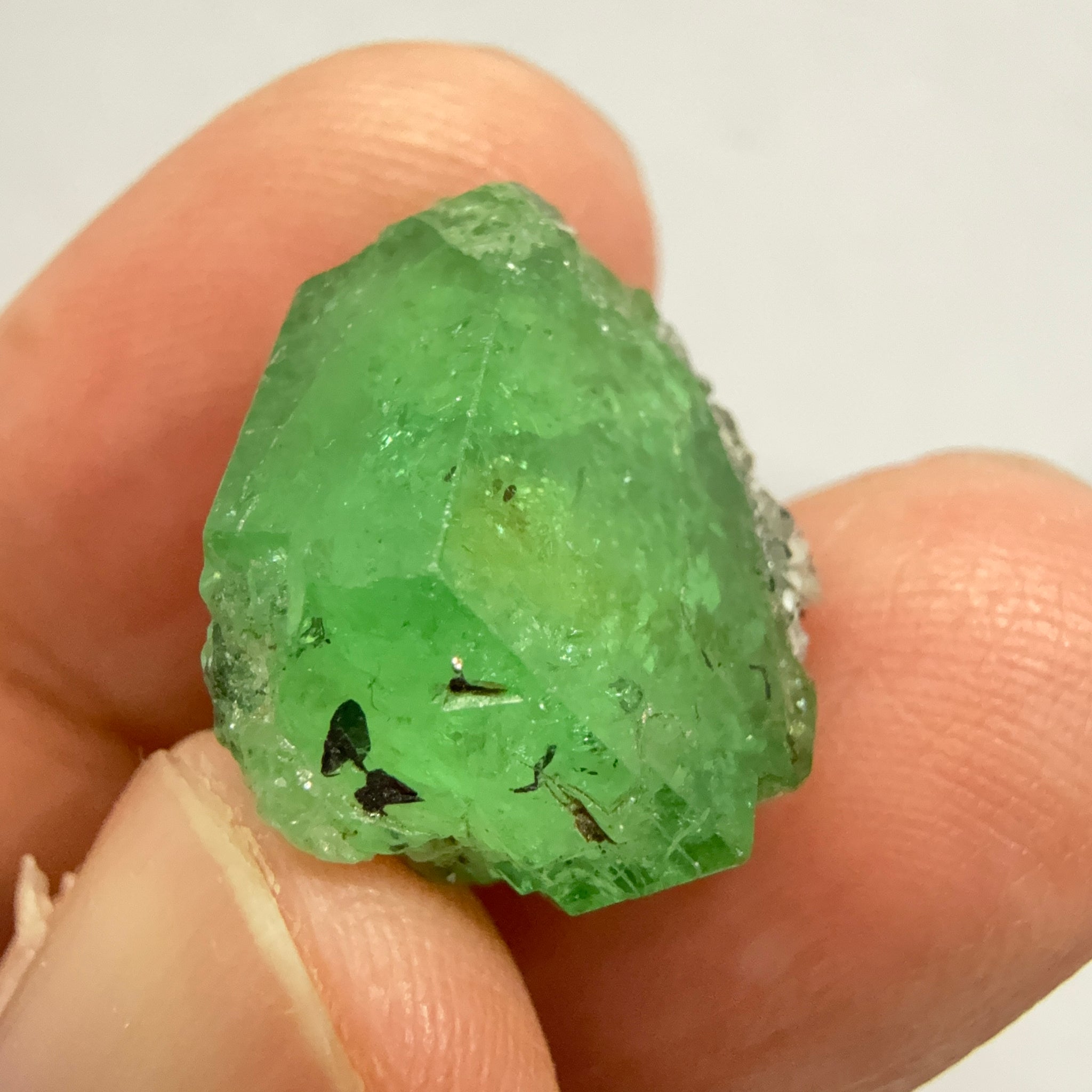 Tsavorite Garnet Crystal, 27.04ct, Merelani, Tanzania, Untreated Unheated