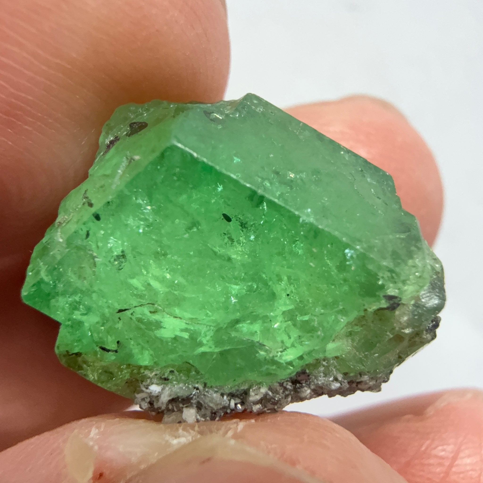 Tsavorite Garnet Crystal, 27.04ct, Merelani, Tanzania, Untreated Unheated