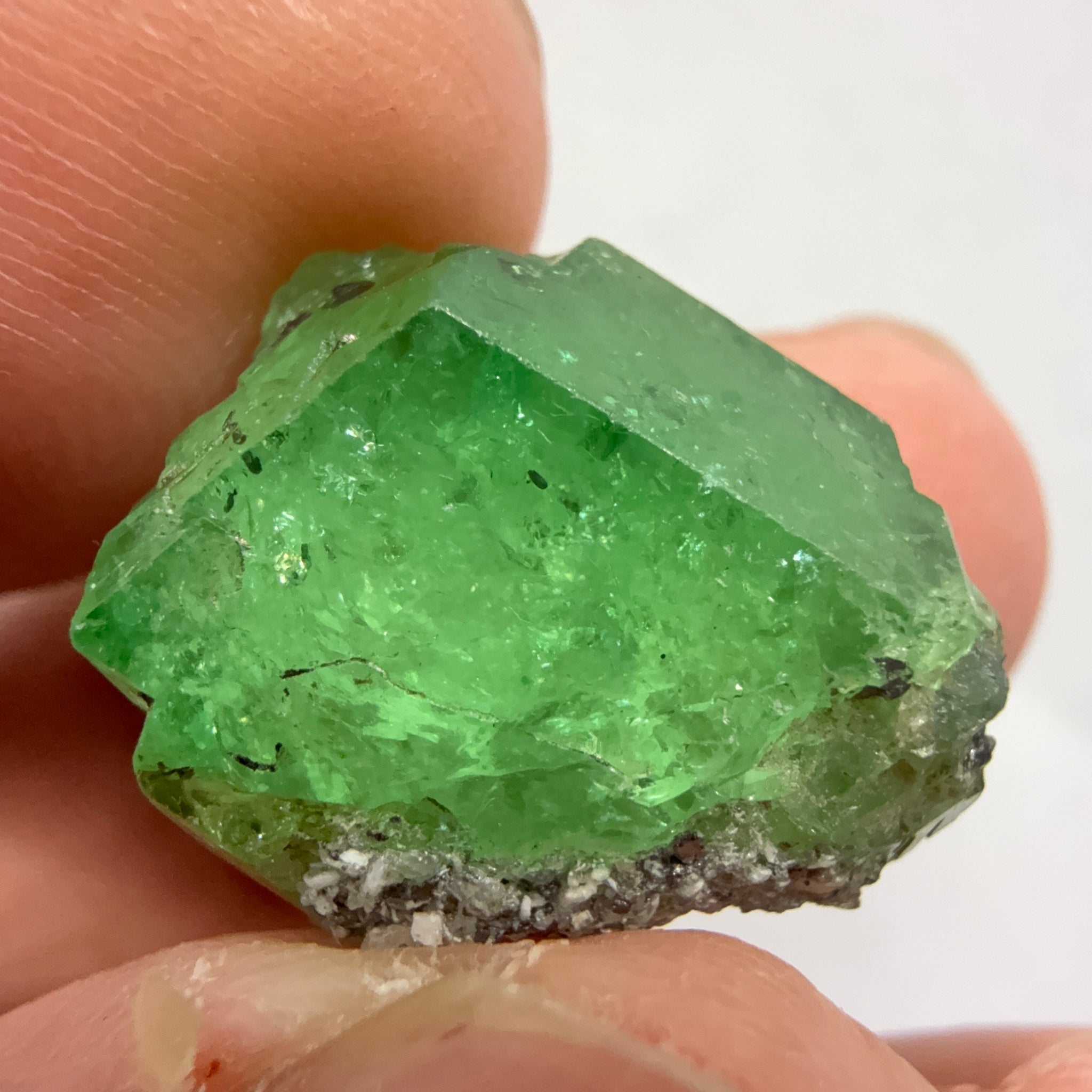 Tsavorite Garnet Crystal, 27.04ct, Merelani, Tanzania, Untreated Unheated