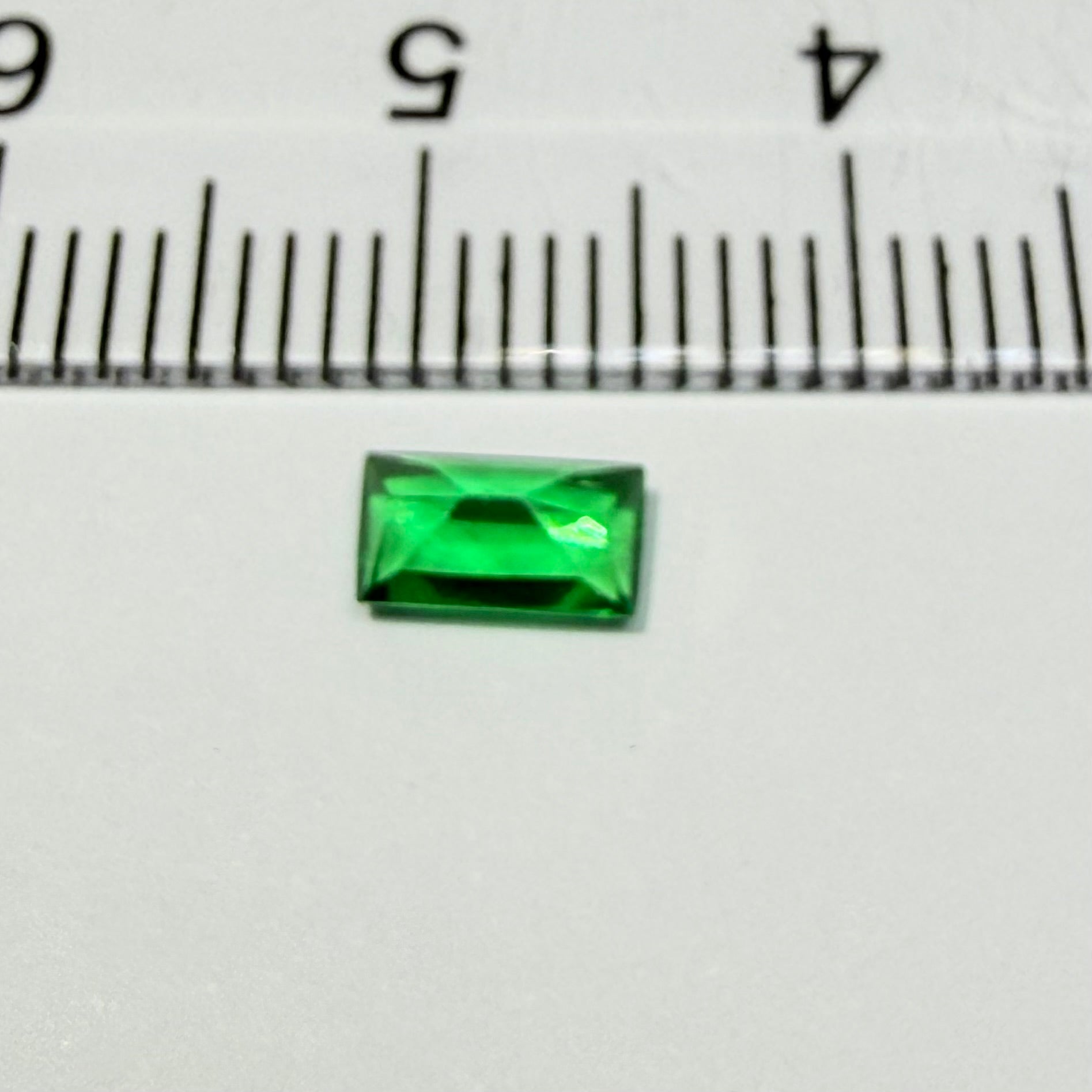 Tsavorite Garnet, 0.55ct, Tanzania, Untreated Unheated, native cut