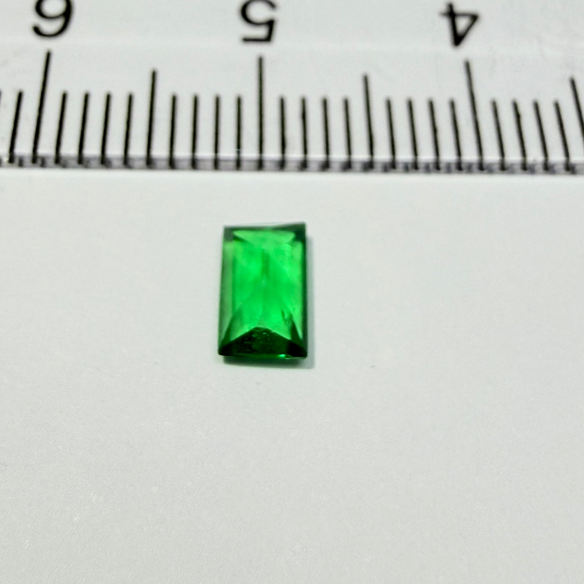 Tsavorite Garnet, 0.55ct, Tanzania, Untreated Unheated, native cut