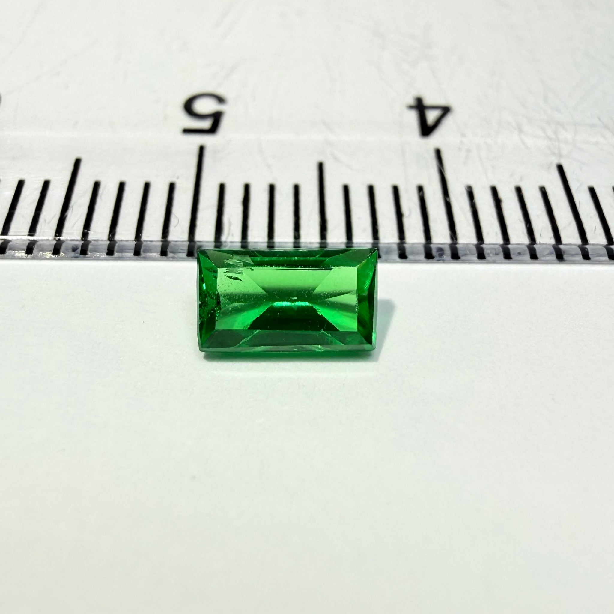Tsavorite Garnet, 0.55ct, Tanzania, Untreated Unheated, native cut