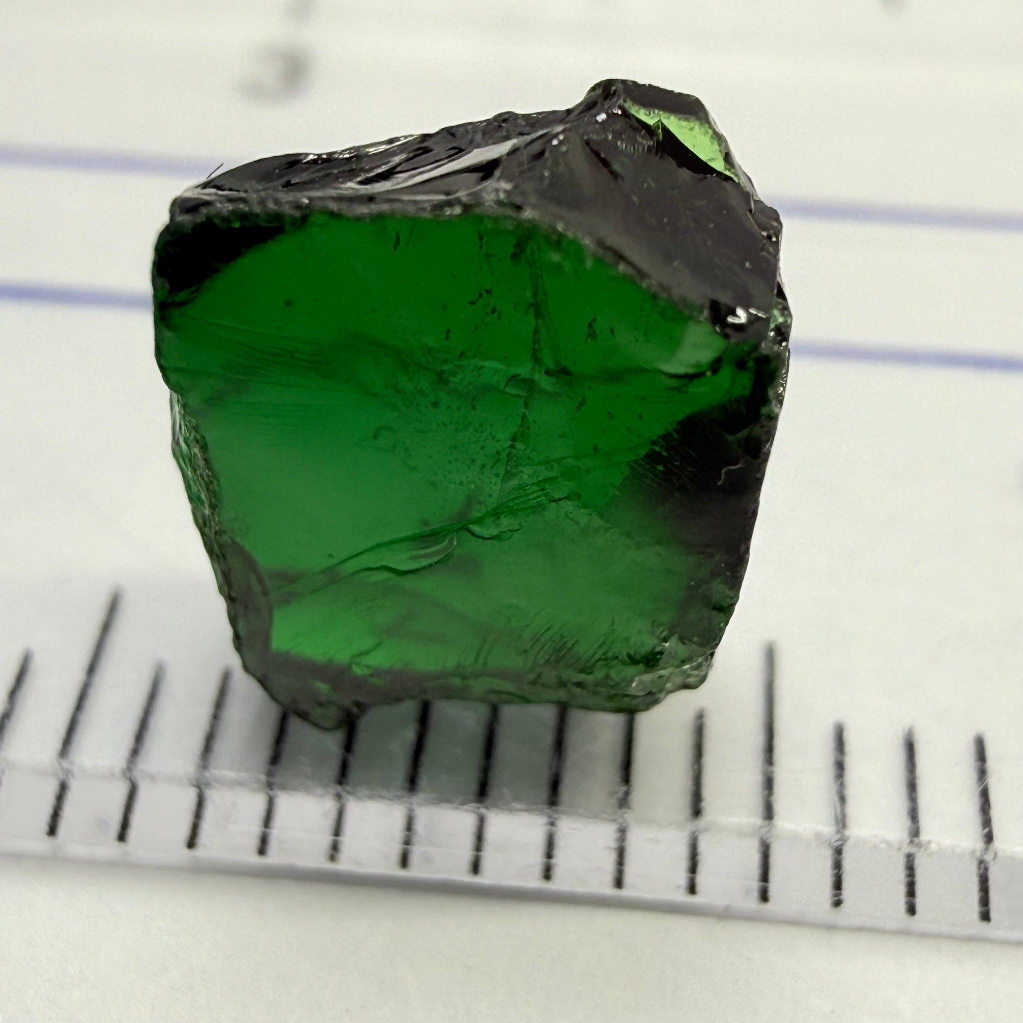 Tsavorite Garnet, 3.70ct, Tanzania, Untreated Unheated, vs and flat shape