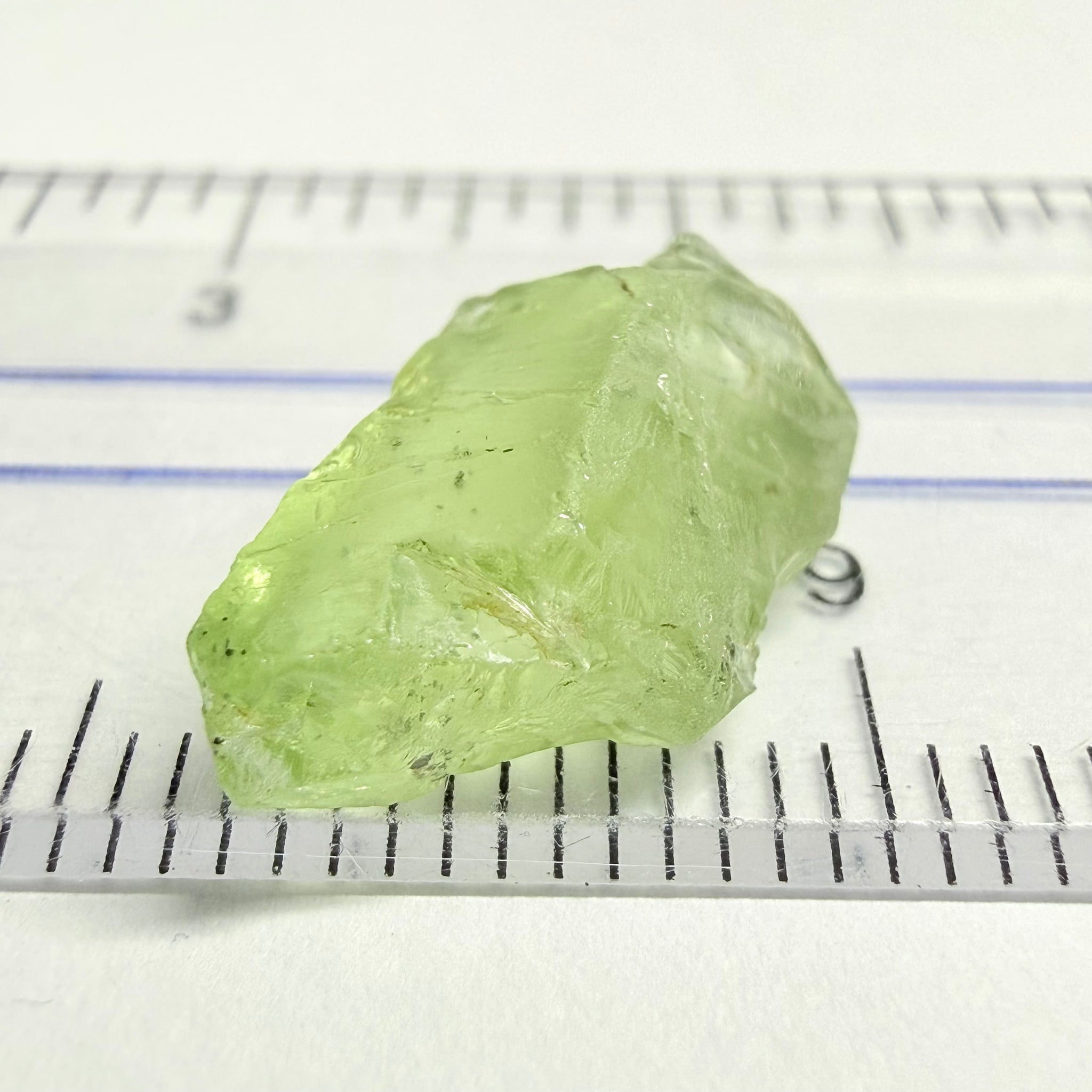 Tsavorite Garnet, 6.58ct, Kenya, Untreated Unheated, vs-vvs, sl inclusion on outside, light lime green colour