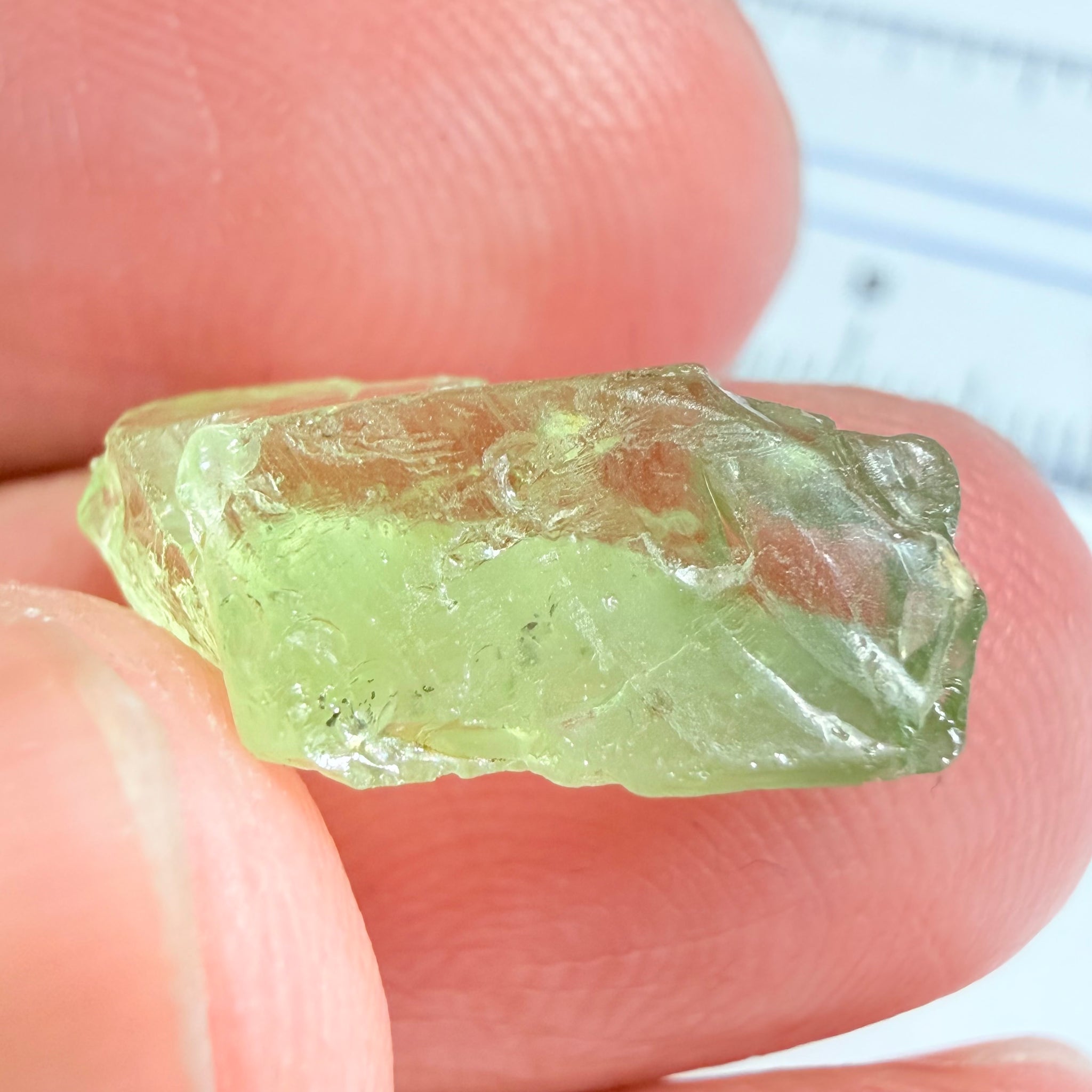 Tsavorite Garnet, 6.58ct, Kenya, Untreated Unheated, vs-vvs, sl inclusion on outside, light lime green colour