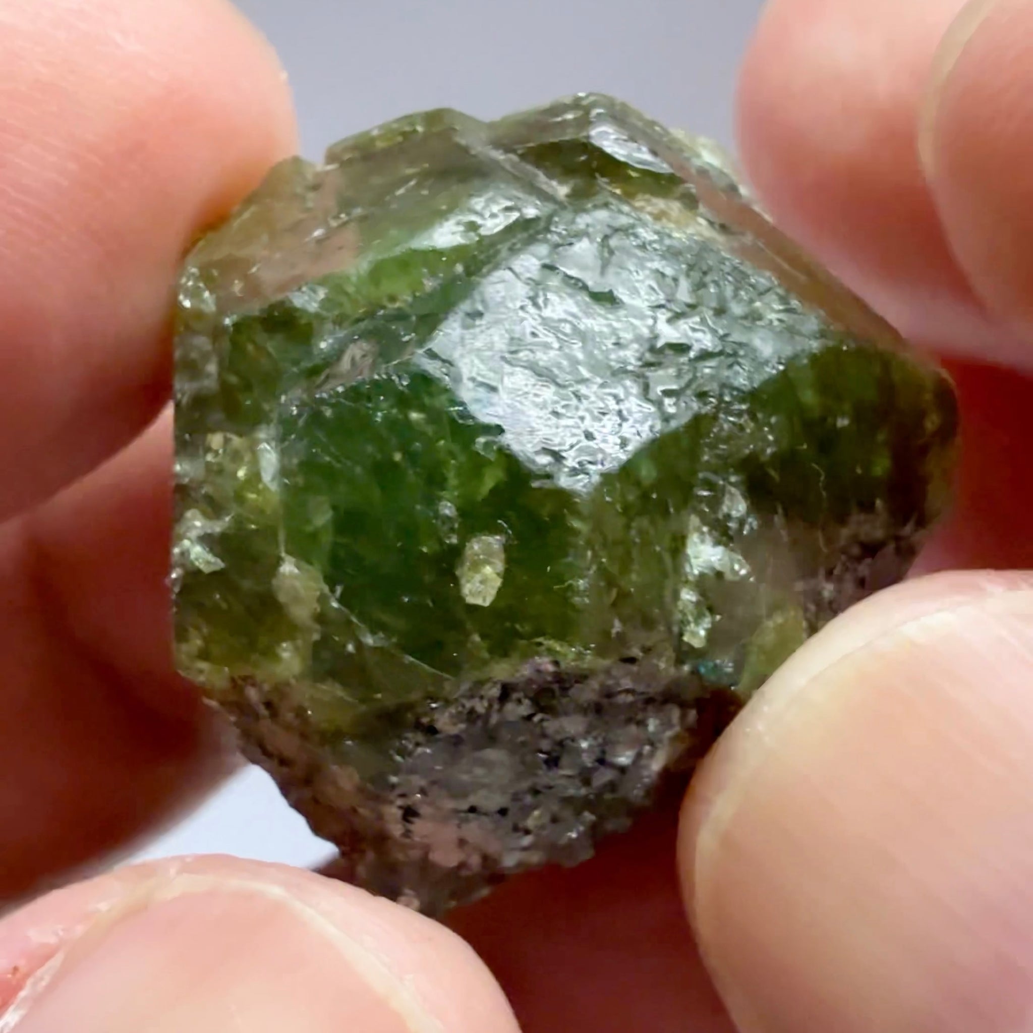 Tsavorite Garnet Crystal on Matrix, 21.94gm / 109.71ct, Merelani, Tanzania, Untreated Unheated. 25 x 26 x 20.6mm