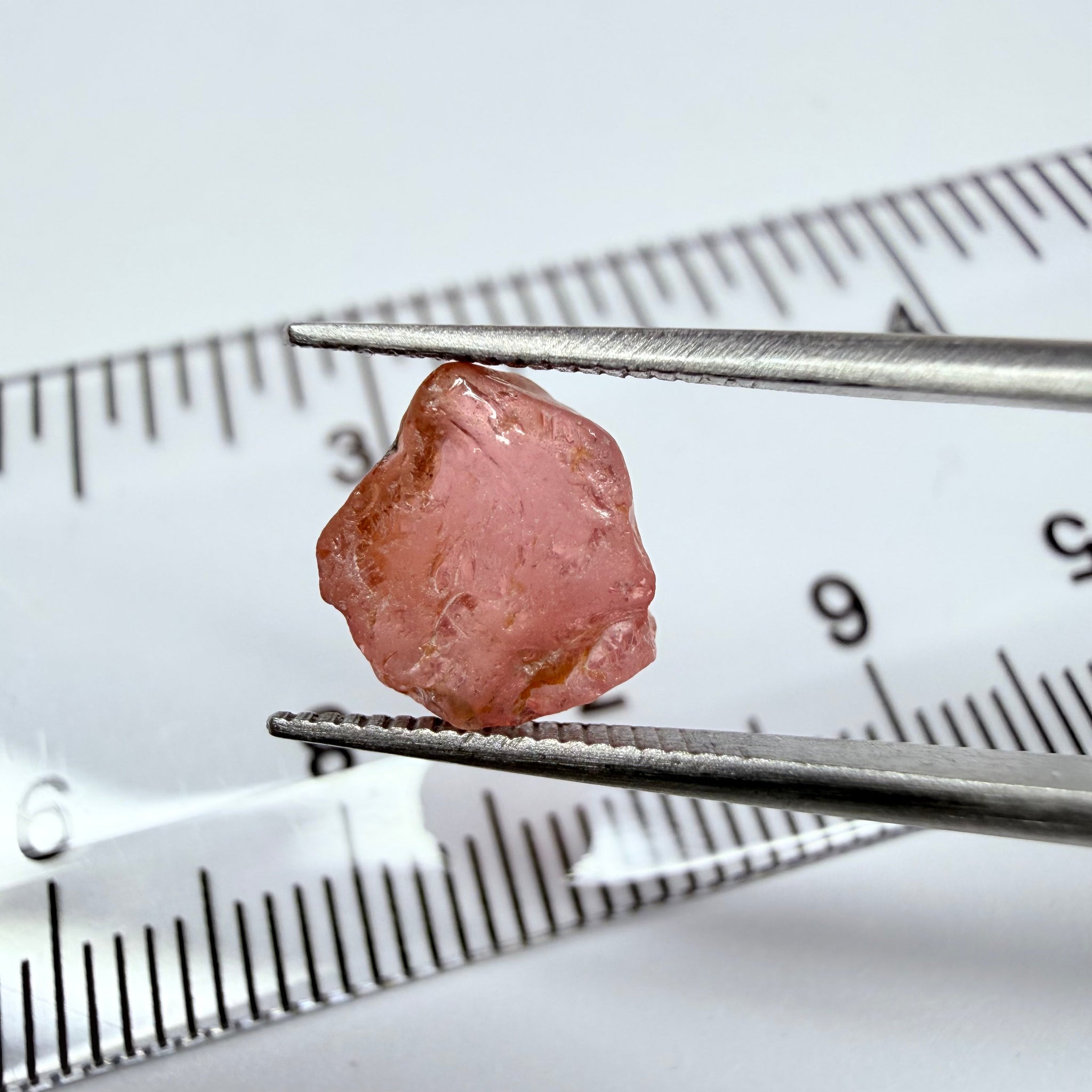 Mahenge Spinel, 3.86ct, Mahenge, Tanzania, Untreated Unheated, vs-vvs with slight silk