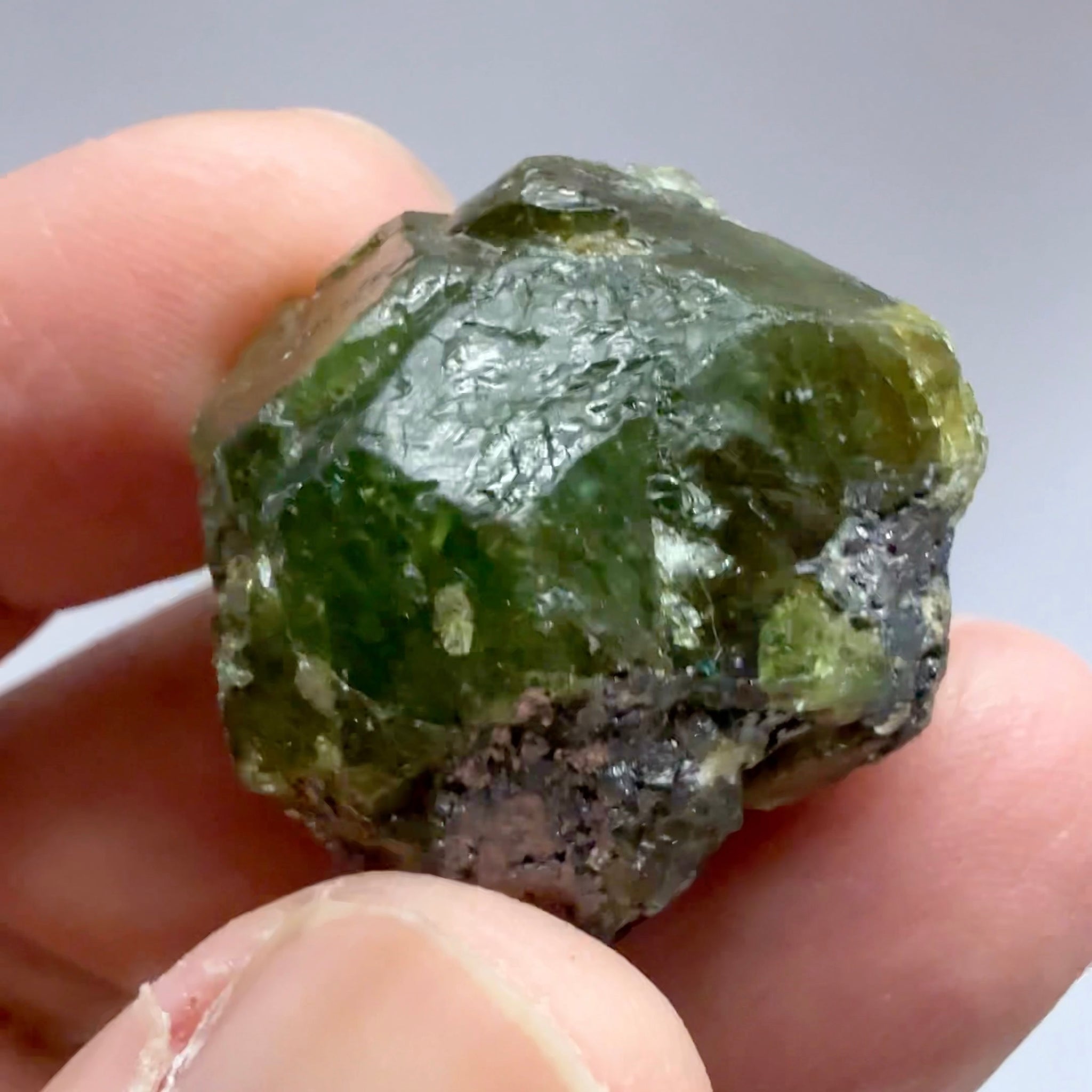 Tsavorite Garnet Crystal on Matrix, 21.94gm / 109.71ct, Merelani, Tanzania, Untreated Unheated. 25 x 26 x 20.6mm