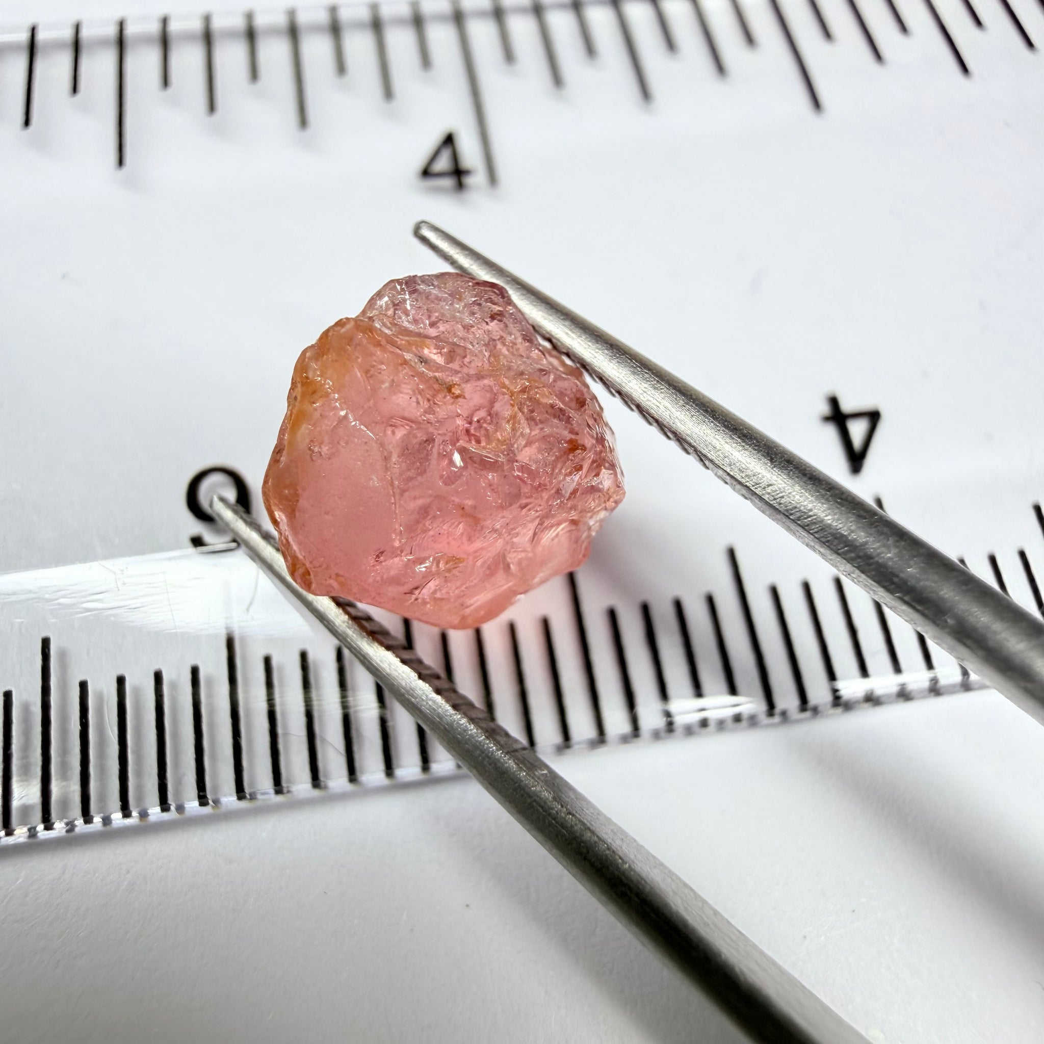 Mahenge Spinel, 3.86ct, Mahenge, Tanzania, Untreated Unheated, vs-vvs with slight silk