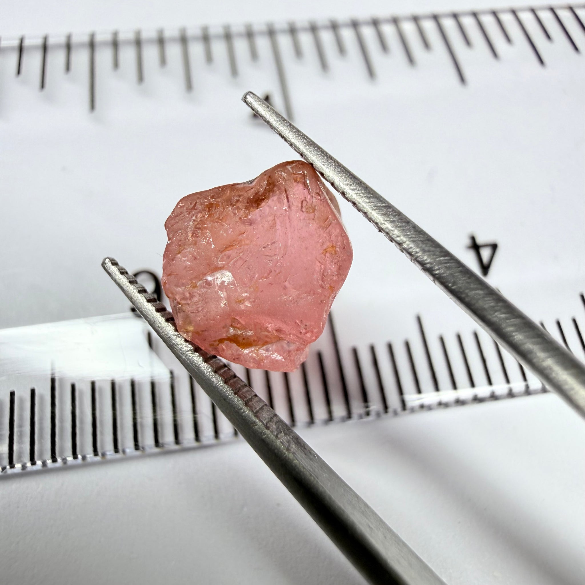 Mahenge Spinel, 3.86ct, Mahenge, Tanzania, Untreated Unheated, vs-vvs with slight silk