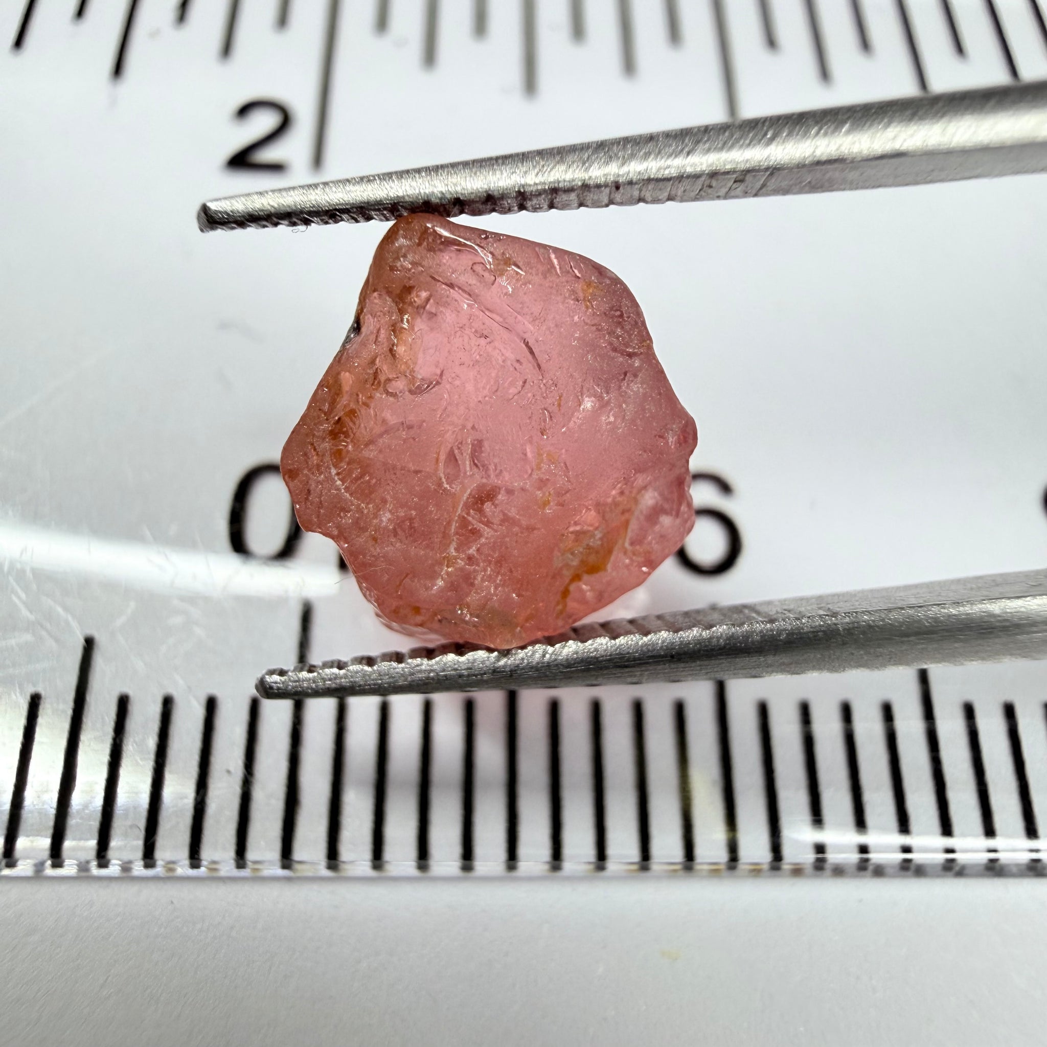 Mahenge Spinel, 3.86ct, Mahenge, Tanzania, Untreated Unheated, vs-vvs with slight silk