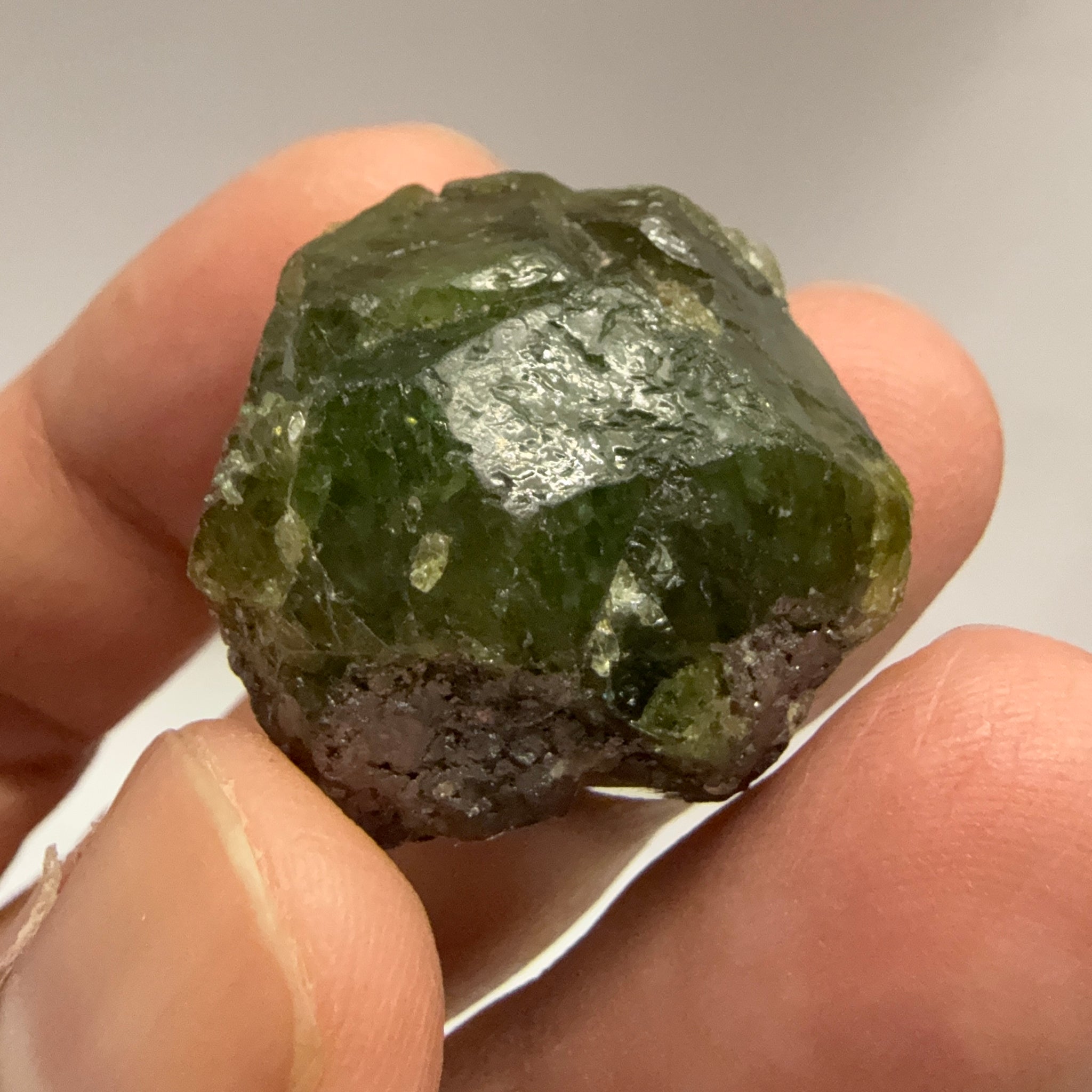 Tsavorite Garnet Crystal on Matrix, 21.94gm / 109.71ct, Merelani, Tanzania, Untreated Unheated. 25 x 26 x 20.6mm
