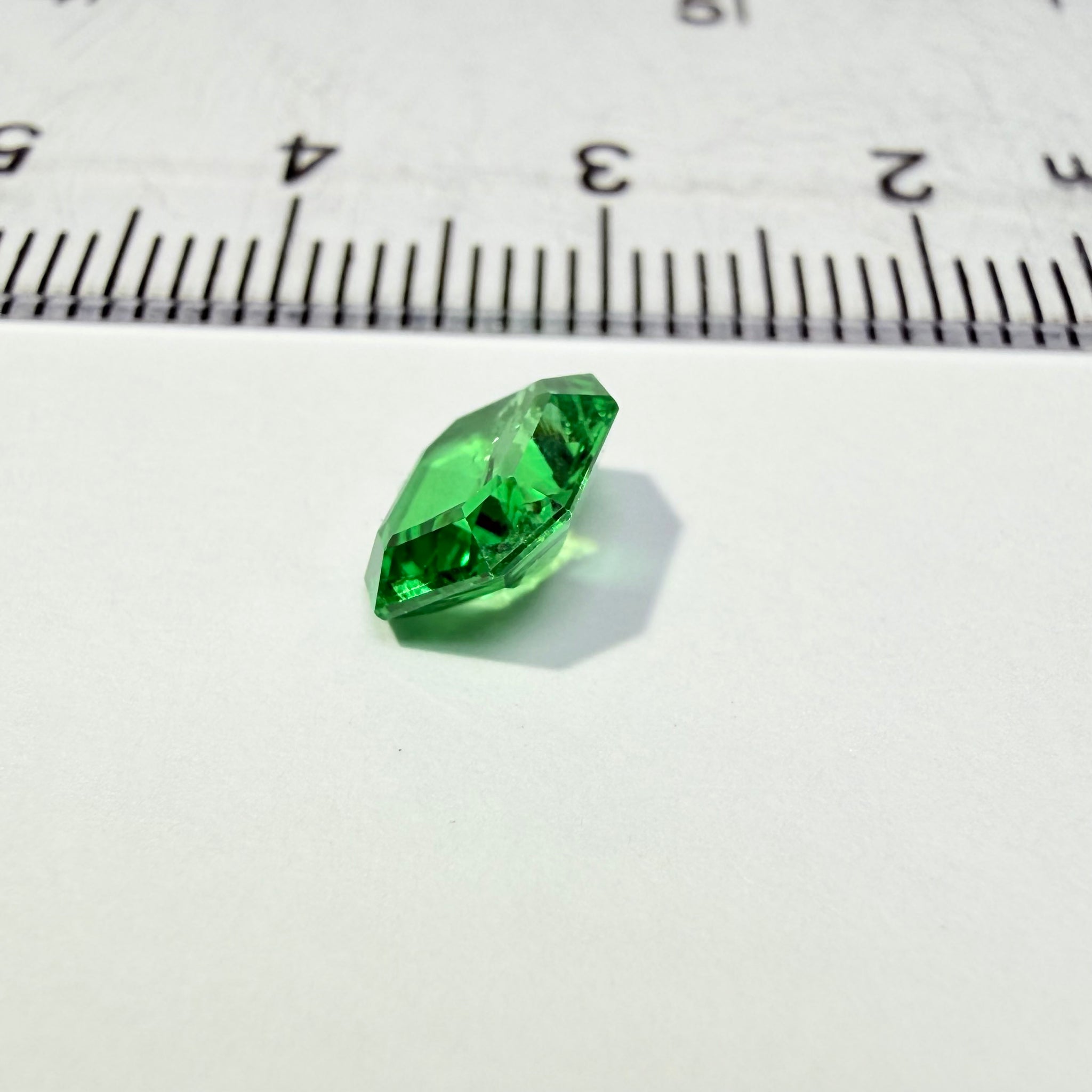 Tsavorite Garnet, 1.48ct, Tanzania, Untreated Unheated, slight inclusion