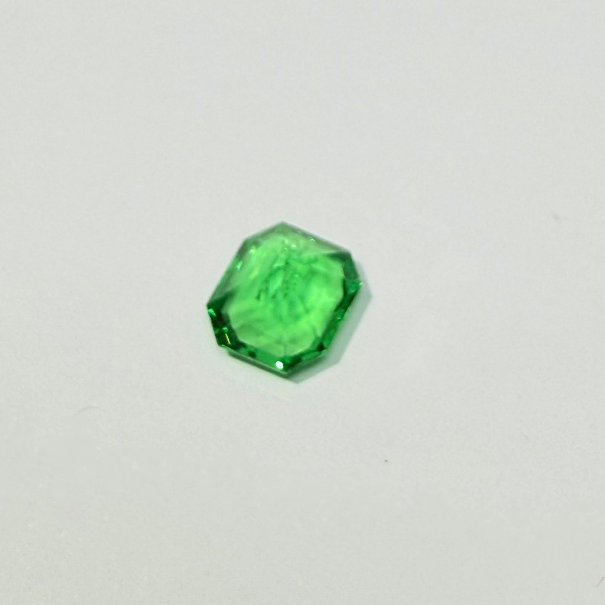 Tsavorite Garnet, 1.48ct, Tanzania, Untreated Unheated, slight inclusion
