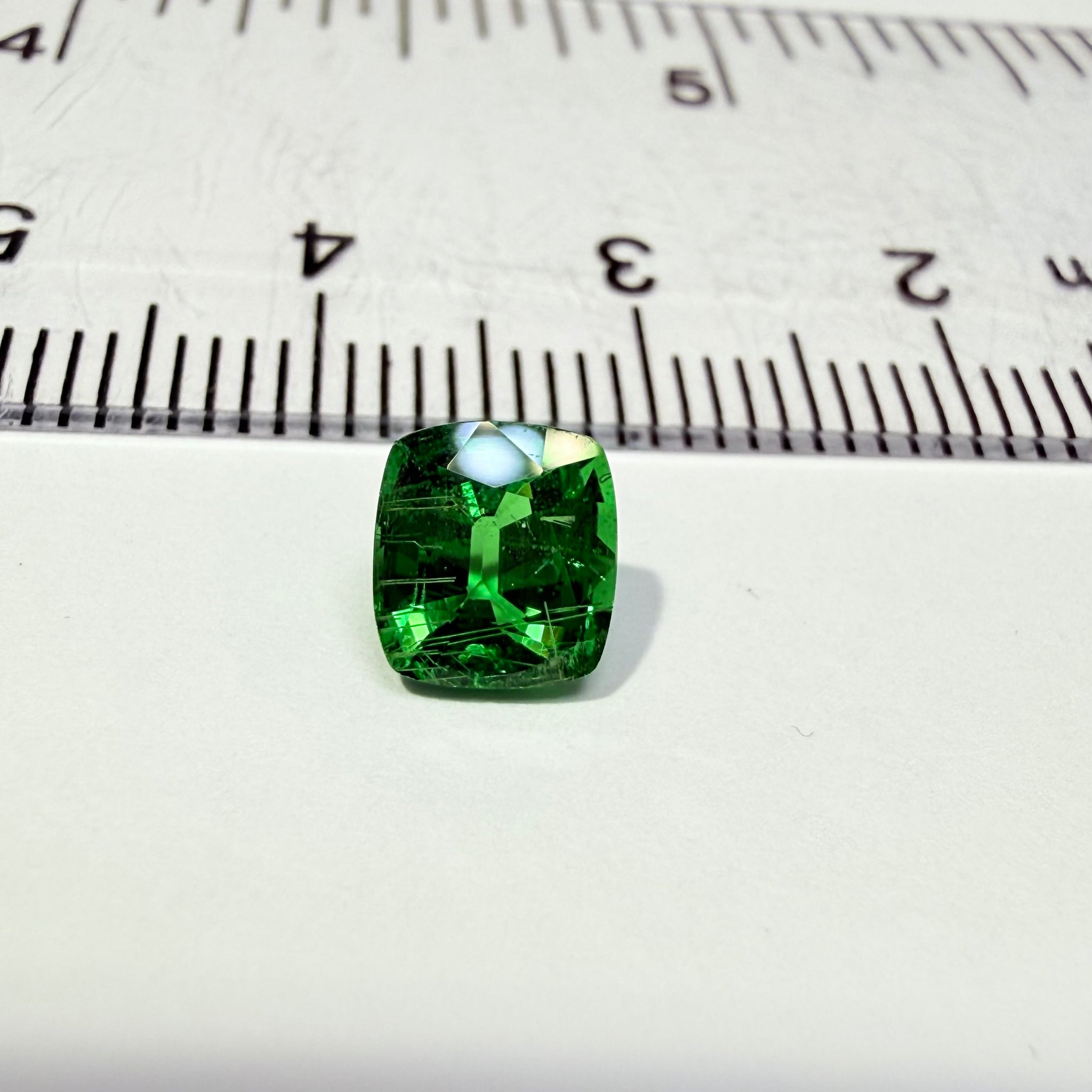 Tsavorite Garnet, 1.29ct, Tanzania, Untreated Unheated