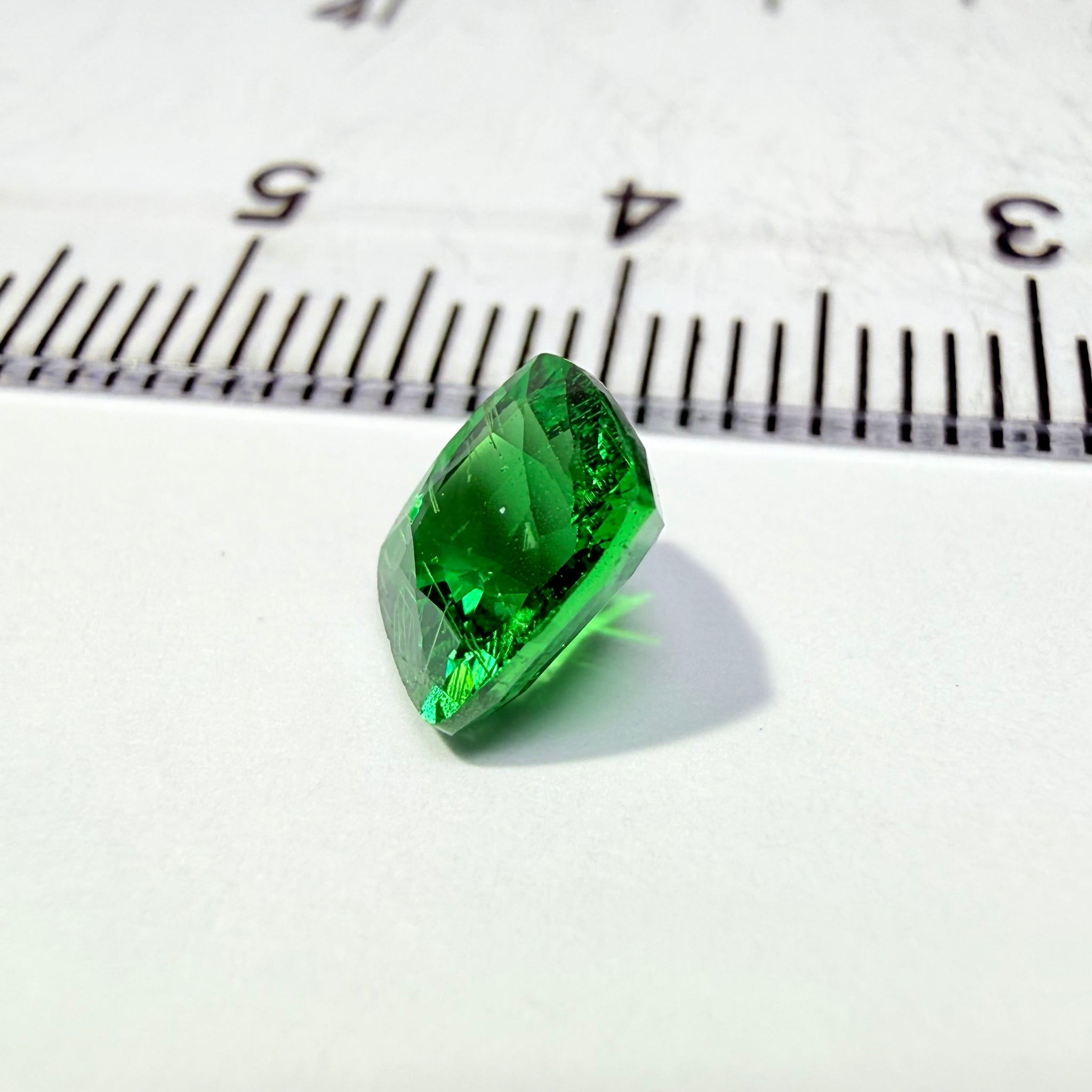 Tsavorite Garnet, 1.29ct, Tanzania, Untreated Unheated
