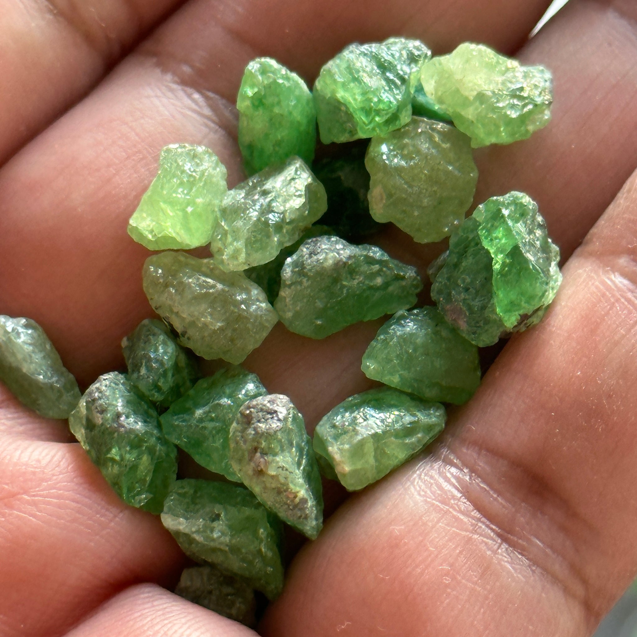 Tsavorite Garnet, Tanzania, Per Stone