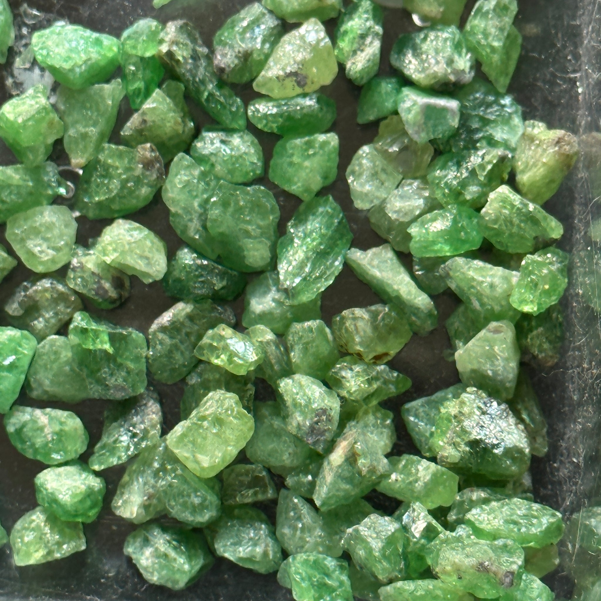 Tsavorite Garnet, Tanzania, Per Stone