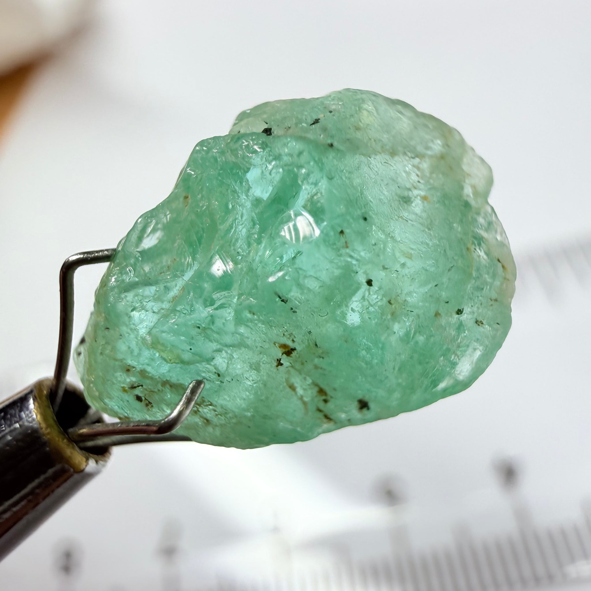 Emerald, 6.37ct, Tanzania, Untreated Unheated, no oil. Great for setting as is in jewellery or cabbing