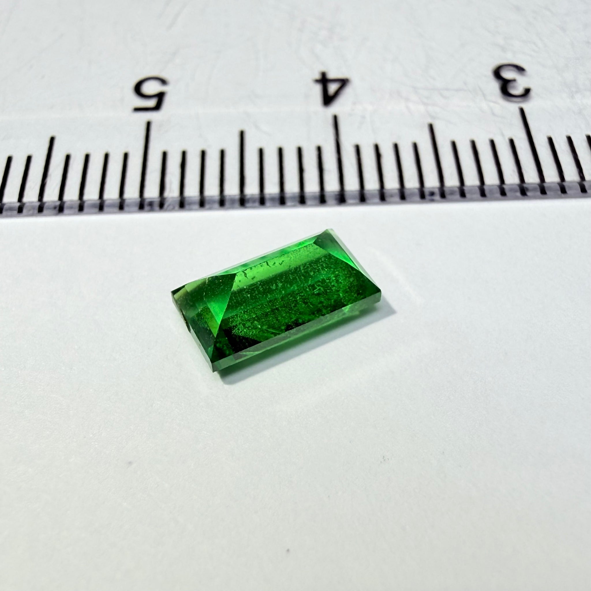 Tsavorite Garnet, 1.34ct, Tanzania, Untreated Unheated