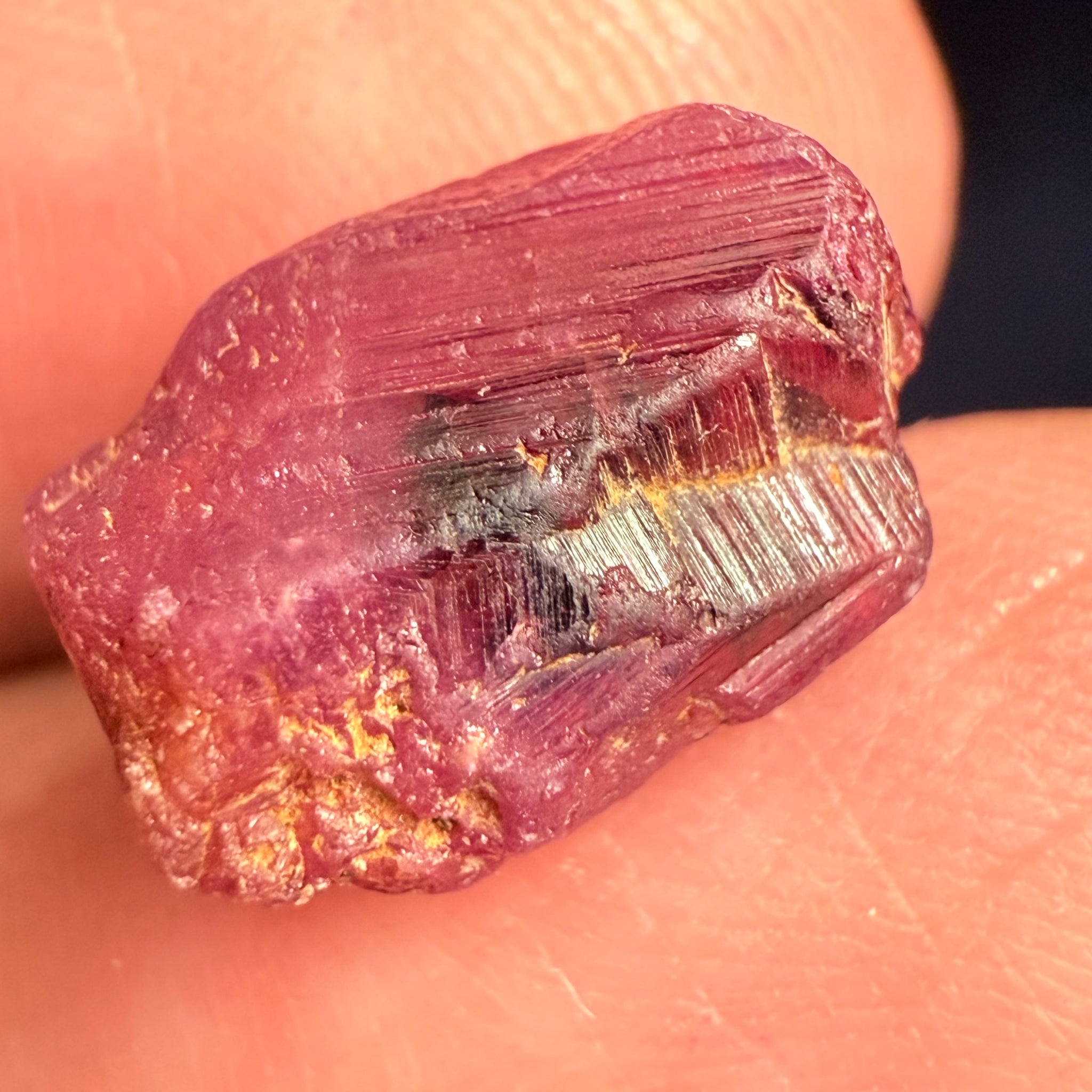 Winza Sapphire Crystal, 7.64ct, Winza Tanzania, see all sides in the pictures and video, superb etching, Untreated Unheated, 12.7 x 8.5 x 6.3mm