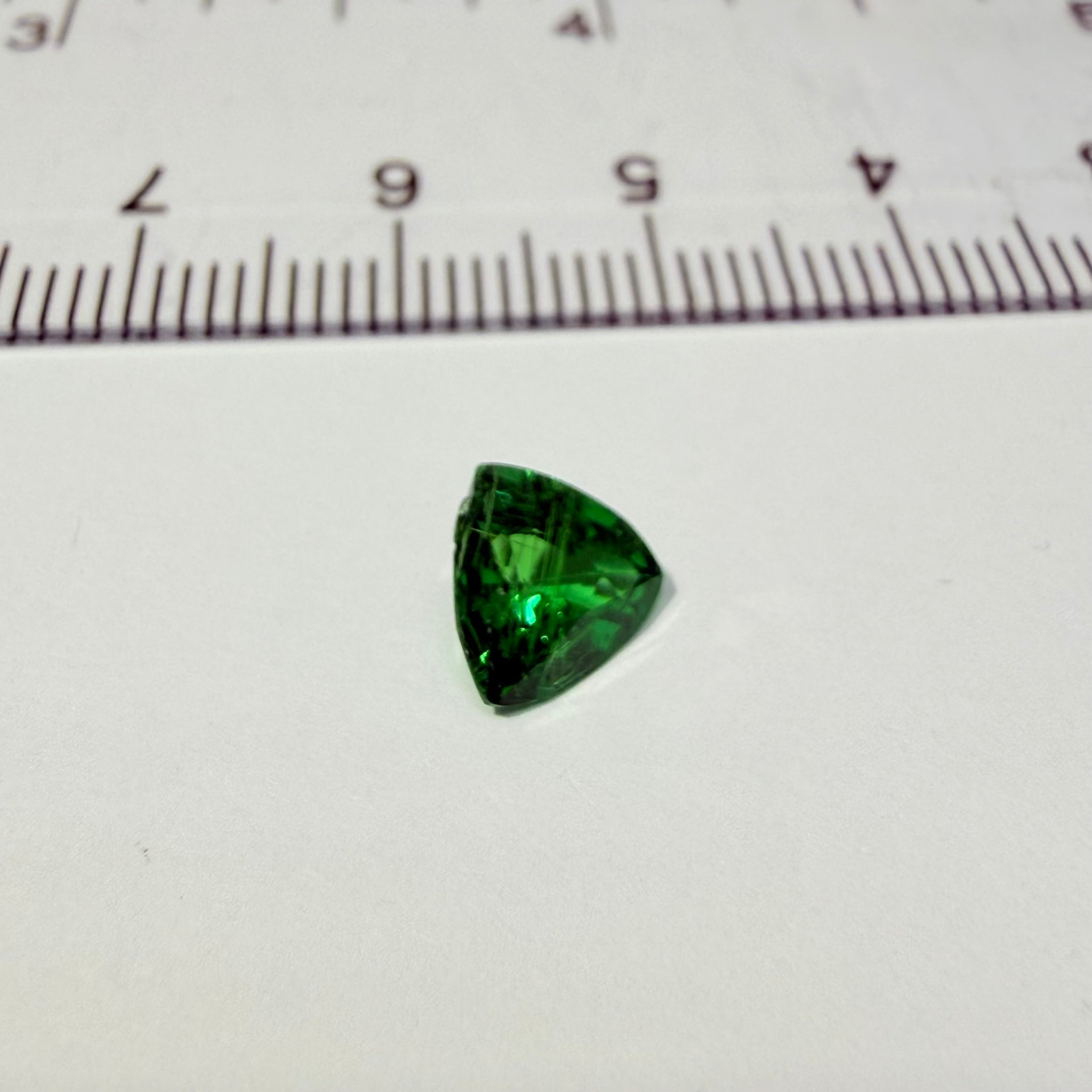 Tsavorite Garnet, 1.03ct, Tanzania, Untreated Unheated, sl dent on girdle, see next photo
