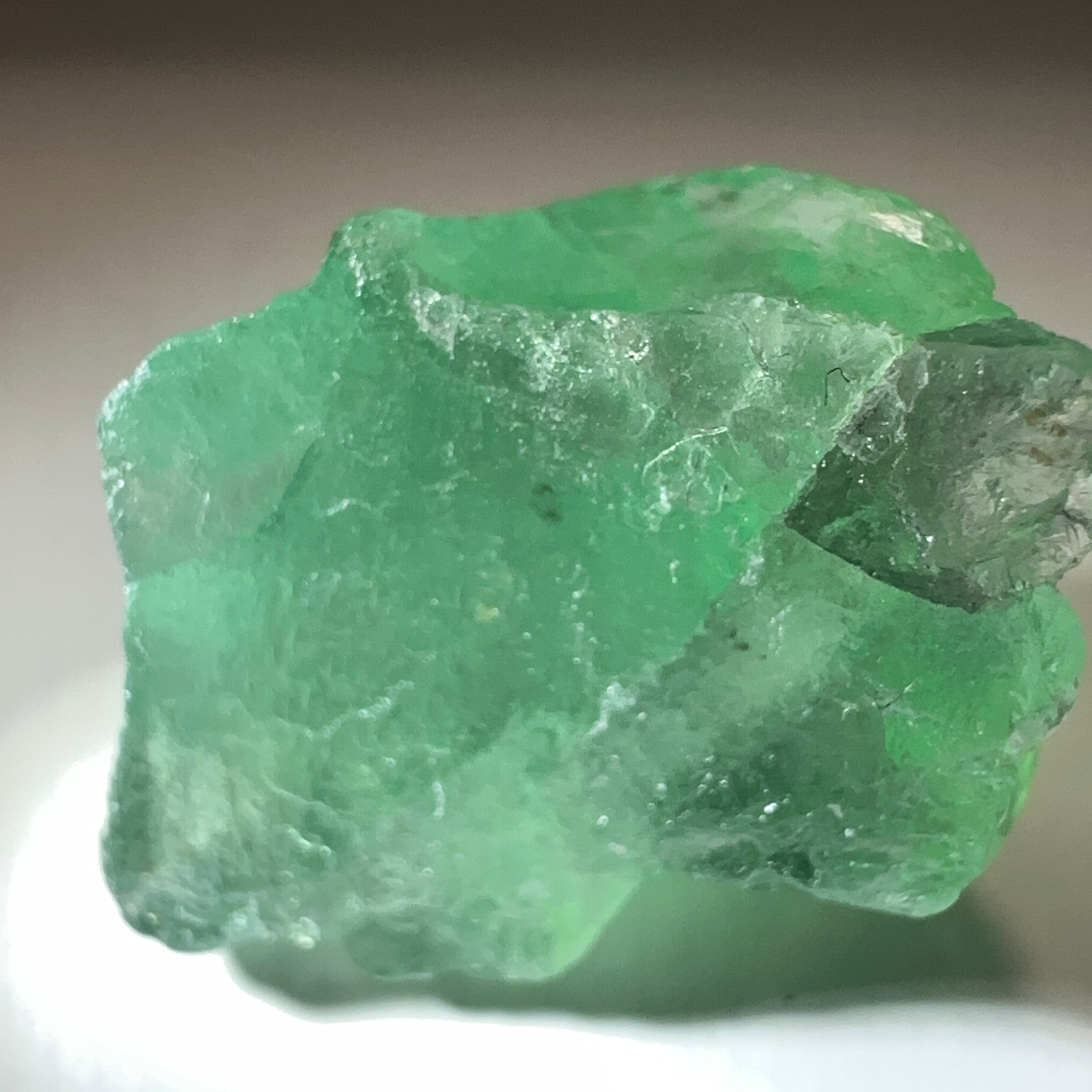 7.60ct Emerald Crystal. Sumbawanga Mines, Tanzania. No oil, Untreated Unheated.