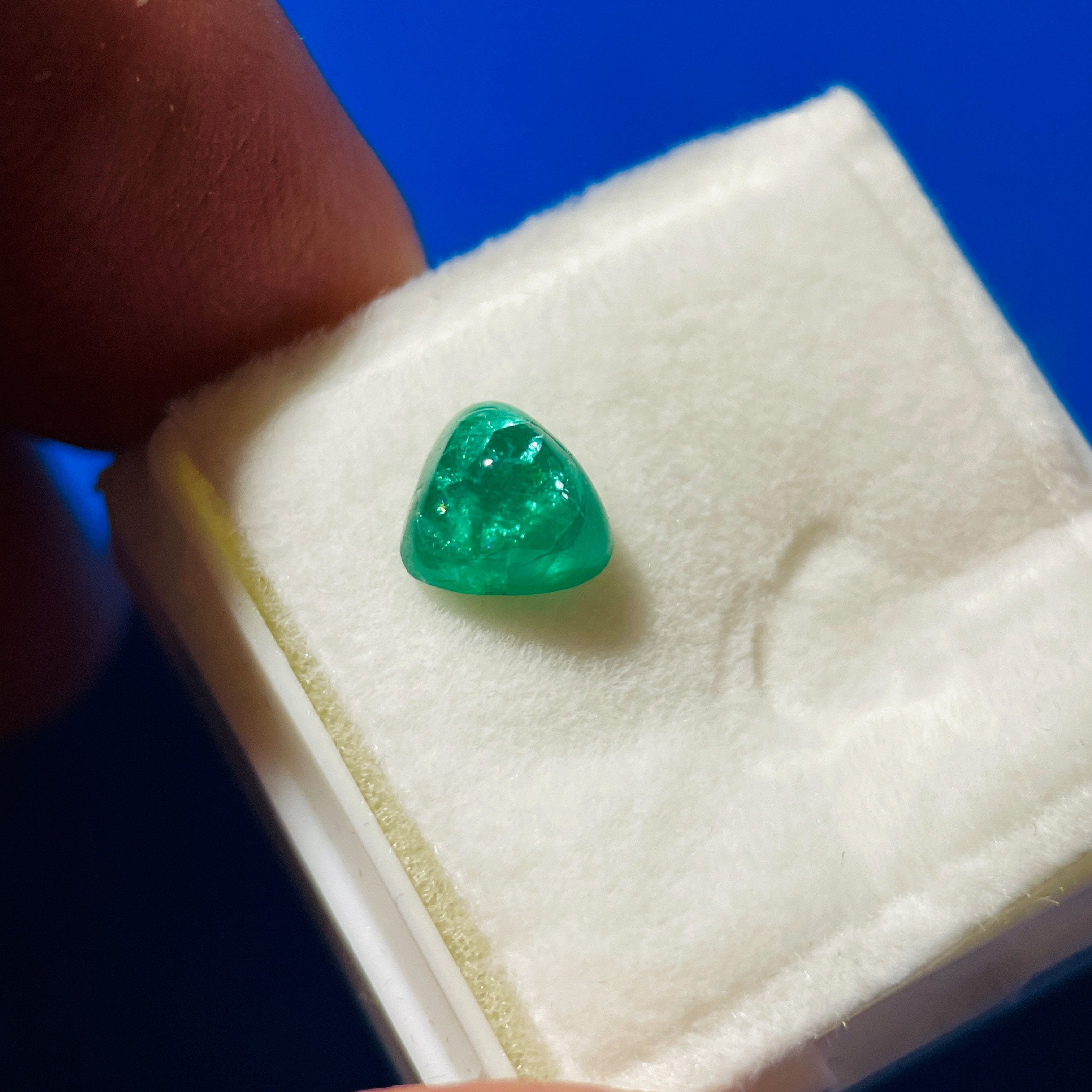 1.07Ct Emerald Tanzania No Oil Added But Some Labs May Describe The Stone As Minor Oil Or