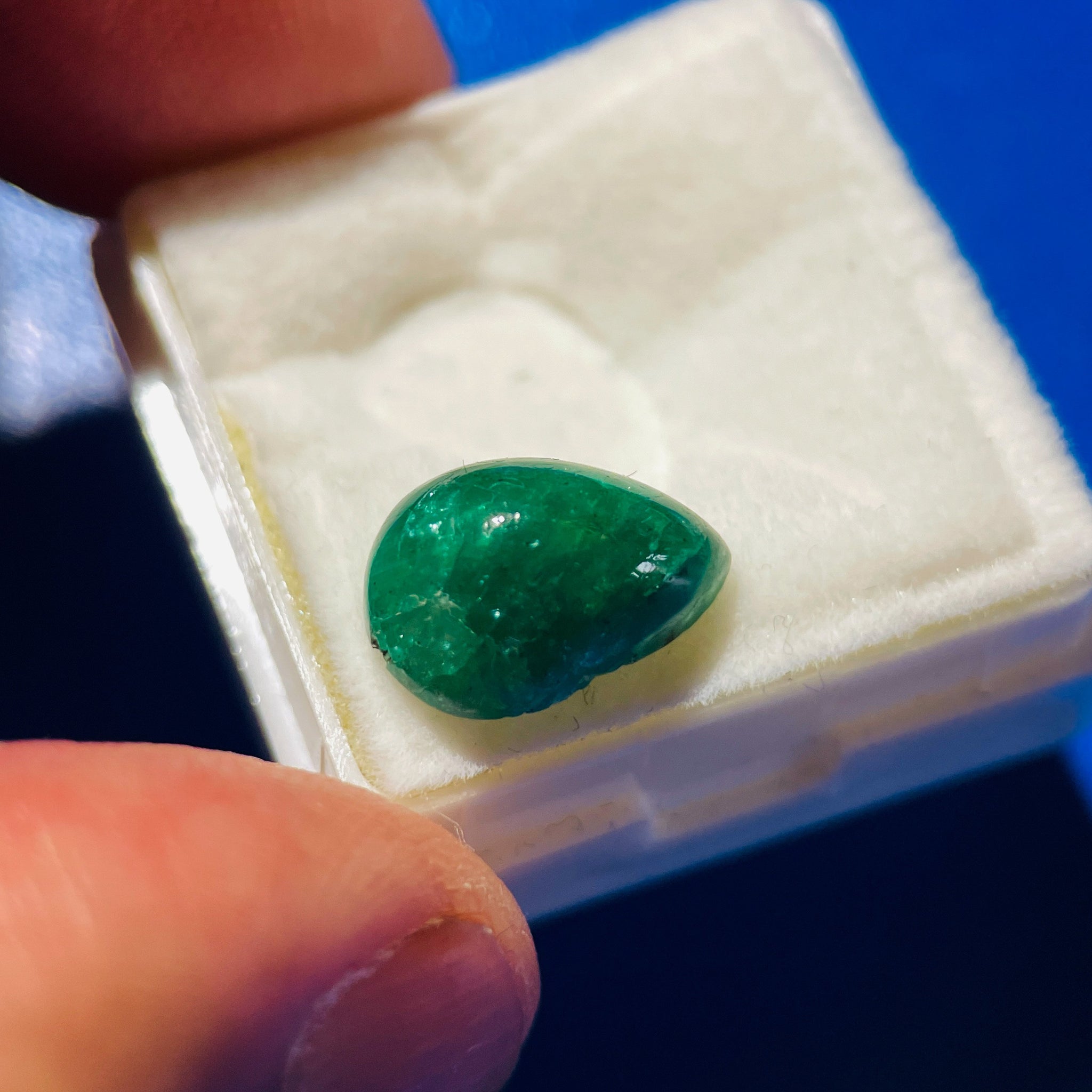 4.08Ct Tanzanian Emerald Cabochon No Oil Untreated Unheated
