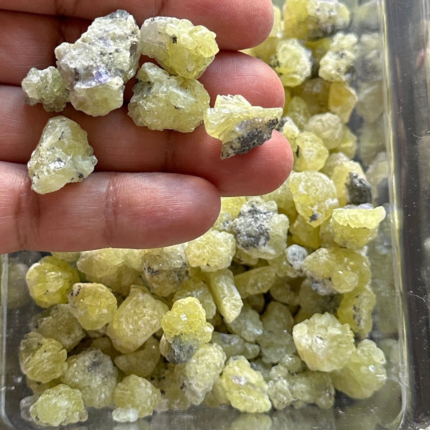 PREHINITE crystals, Merelani Tanzania. Per stone, looking for a particular shape, just ask