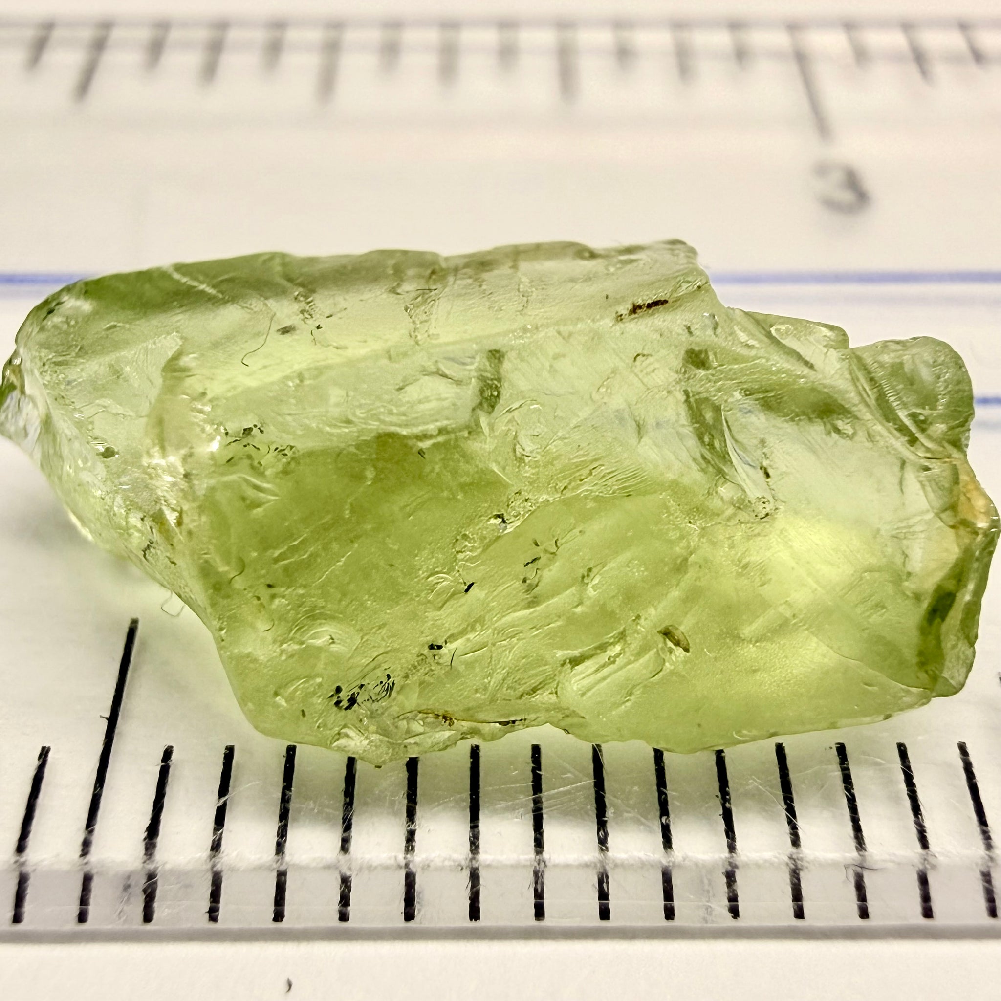 Tsavorite Garnet, 6.58ct, Kenya, Untreated Unheated, vs-vvs, sl inclusion on outside, light lime green colour
