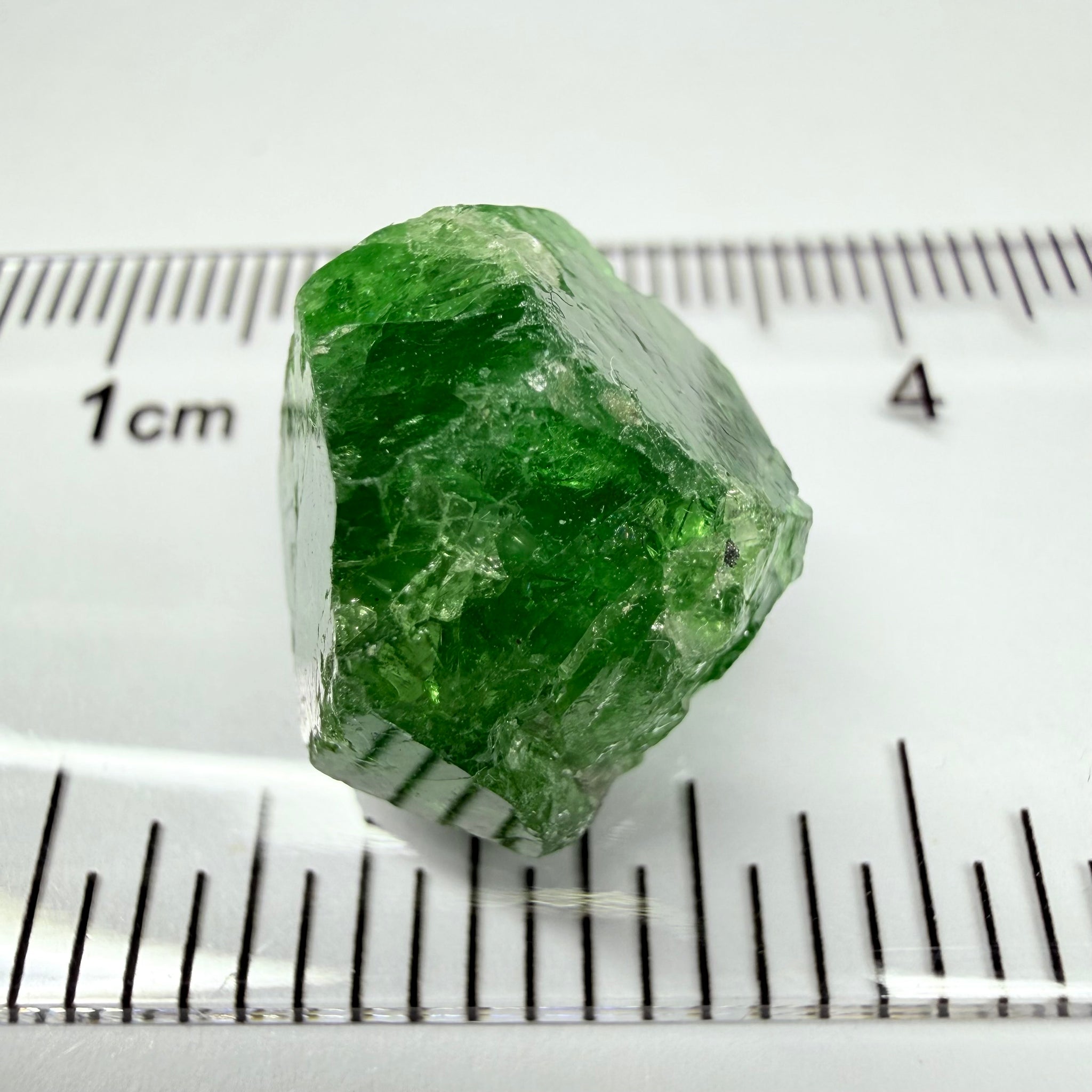 Tsavorite Garnet Crystal, 25.73ct, Merelani, Tanzania, Untreated Unheated