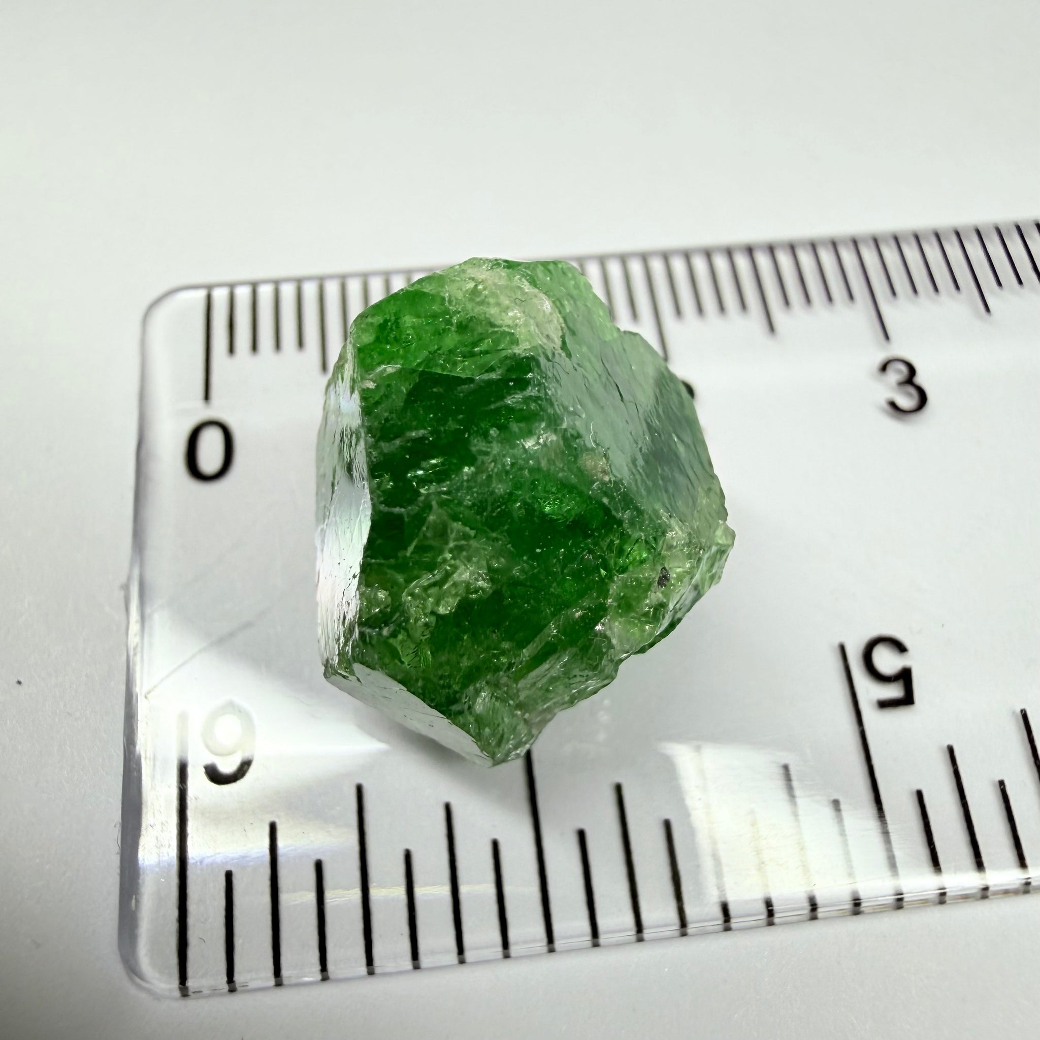Tsavorite Garnet Crystal, 25.73ct, Merelani, Tanzania, Untreated Unheated