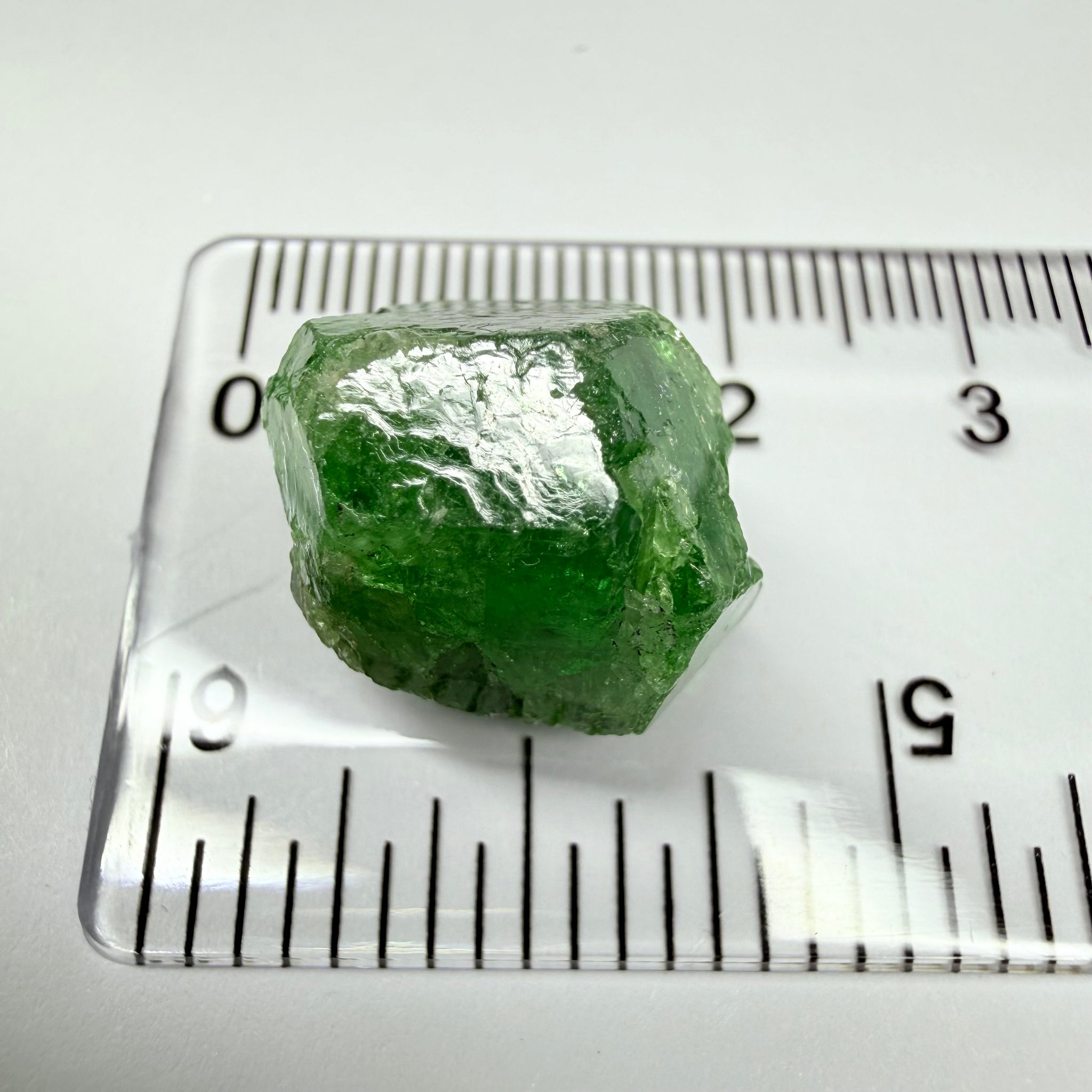 Tsavorite Garnet Crystal, 25.73ct, Merelani, Tanzania, Untreated Unheated