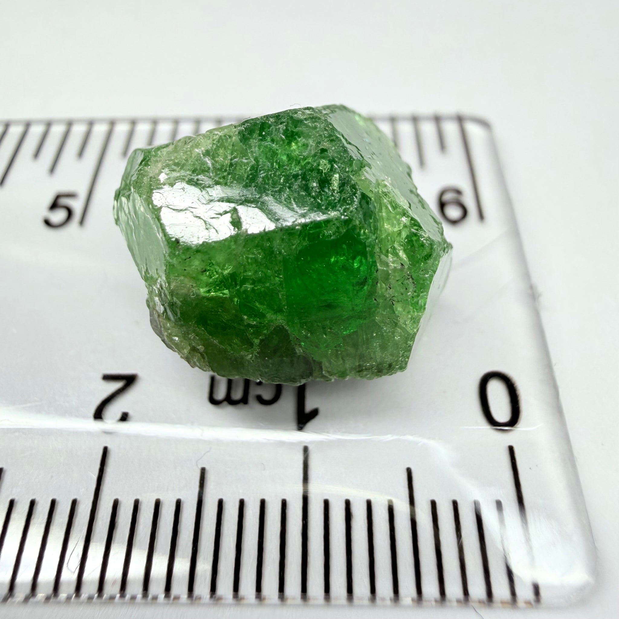 Tsavorite Garnet Crystal, 25.73ct, Merelani, Tanzania, Untreated Unheated