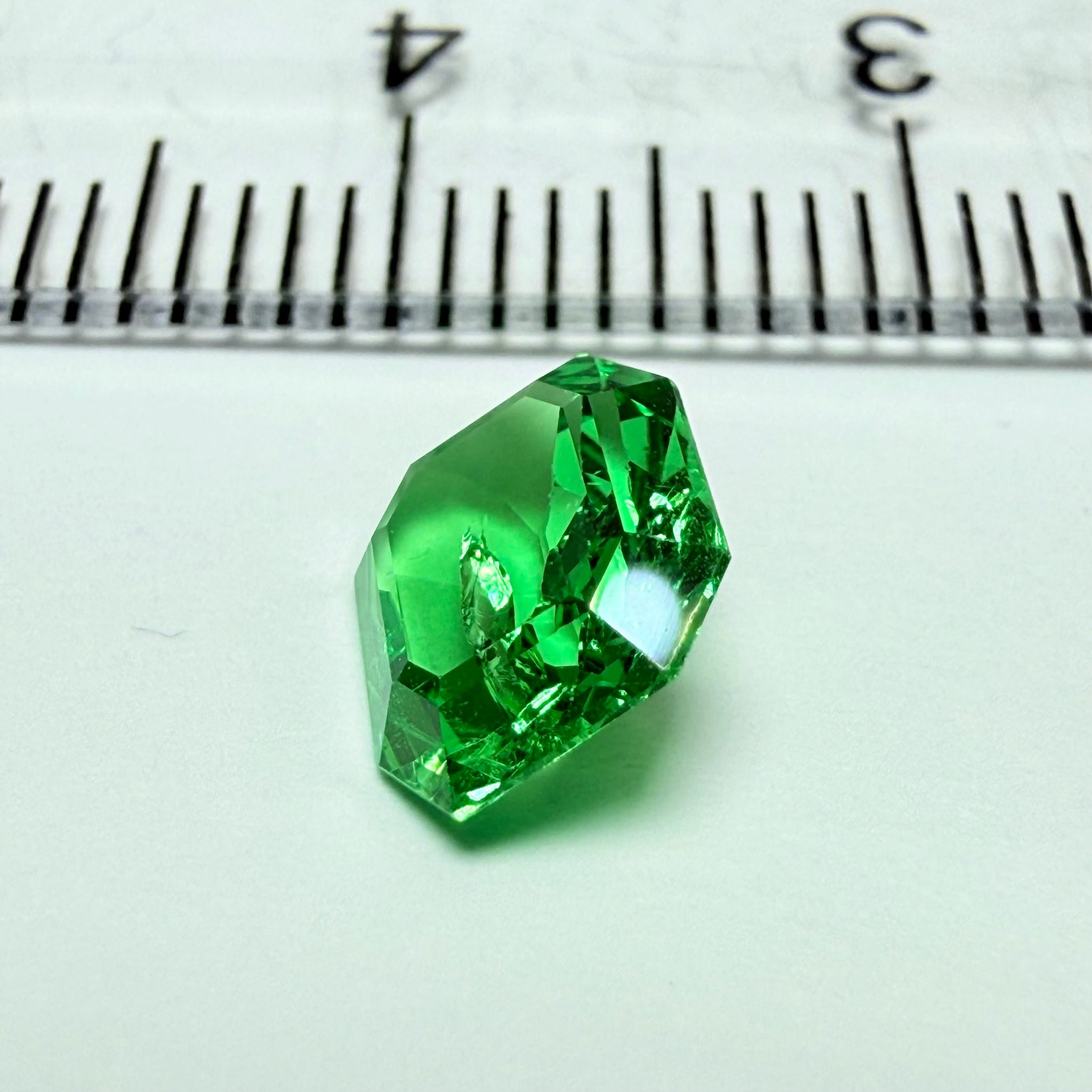 Tsavorite Garnet, 1.48ct, Tanzania, Untreated Unheated, slight inclusion