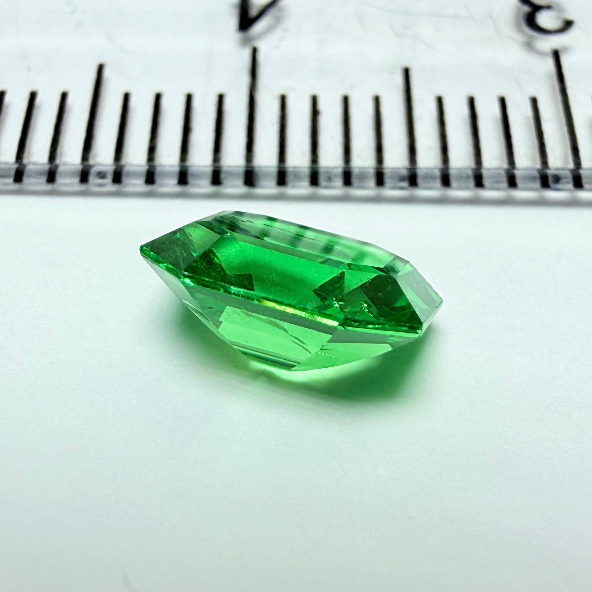 Tsavorite Garnet, 1.48ct, Tanzania, Untreated Unheated, slight inclusion