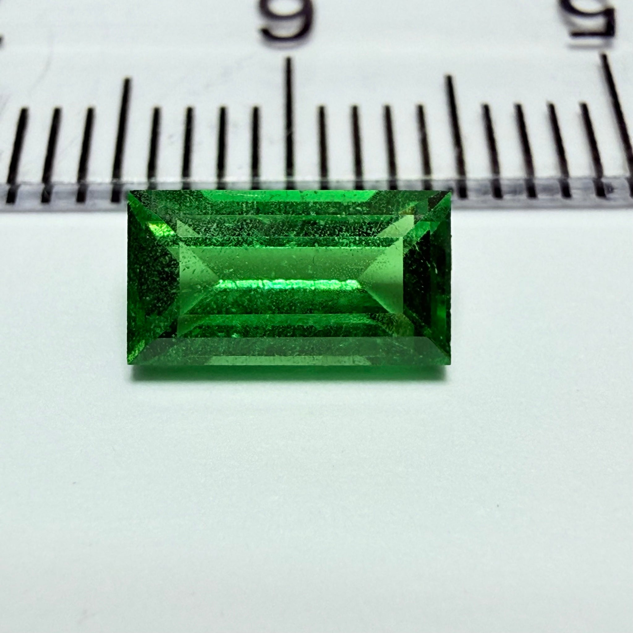 Tsavorite Garnet, 1.34ct, Tanzania, Untreated Unheated