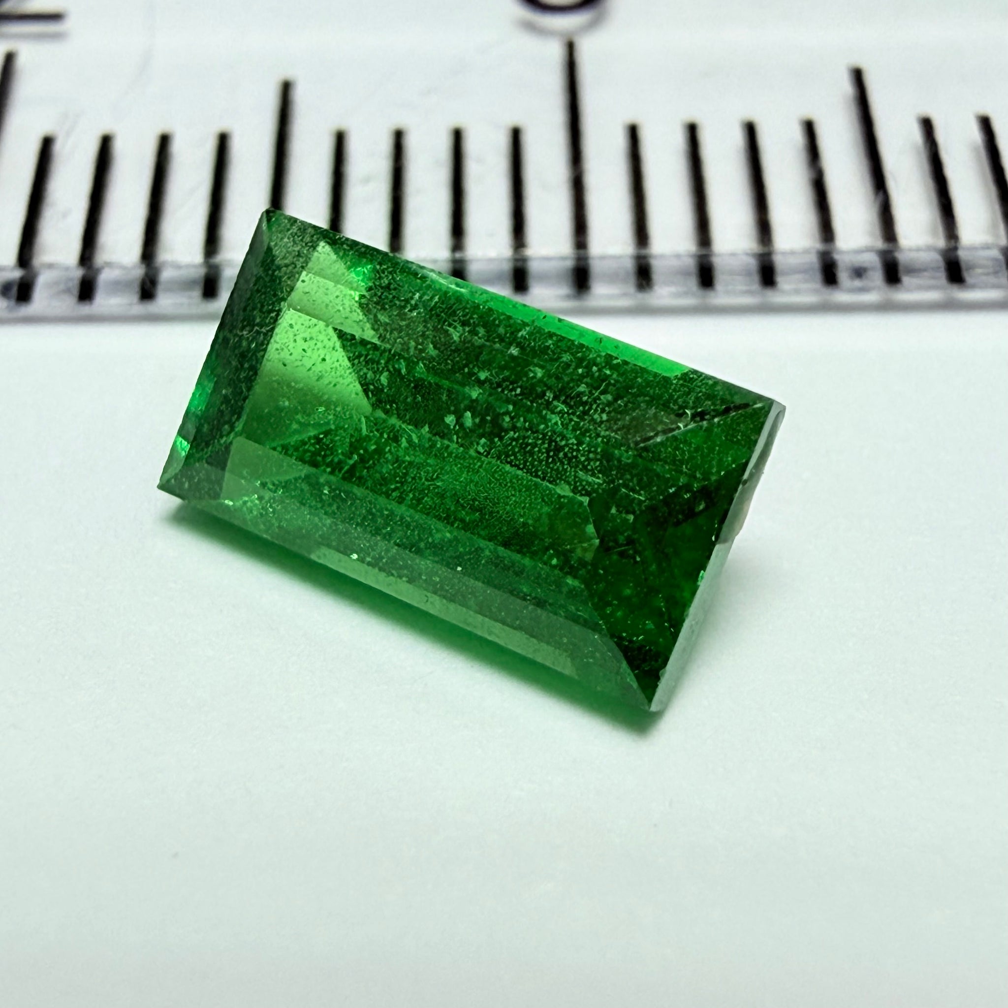 Tsavorite Garnet, 1.34ct, Tanzania, Untreated Unheated