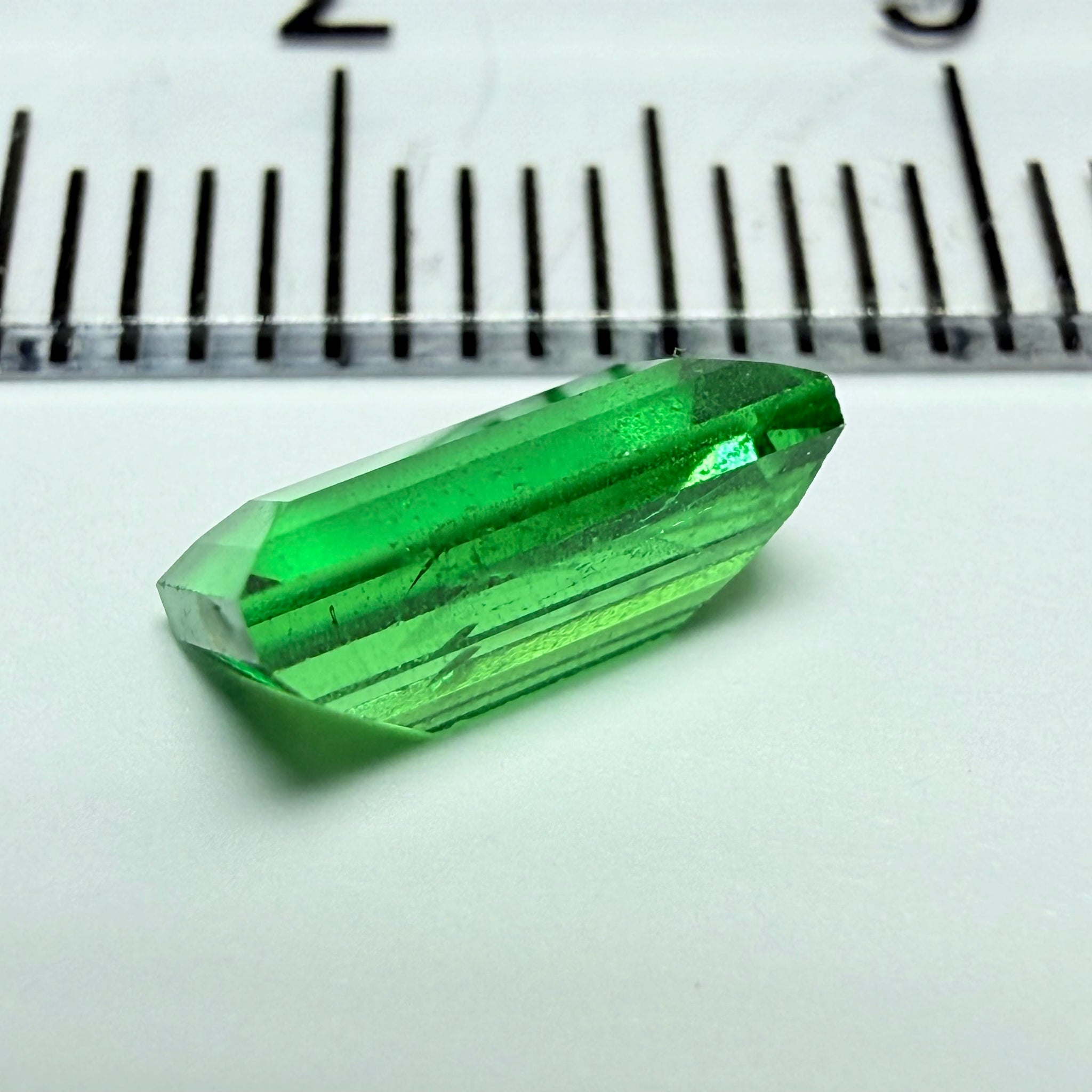 Tsavorite Garnet, 1.34ct, Tanzania, Untreated Unheated