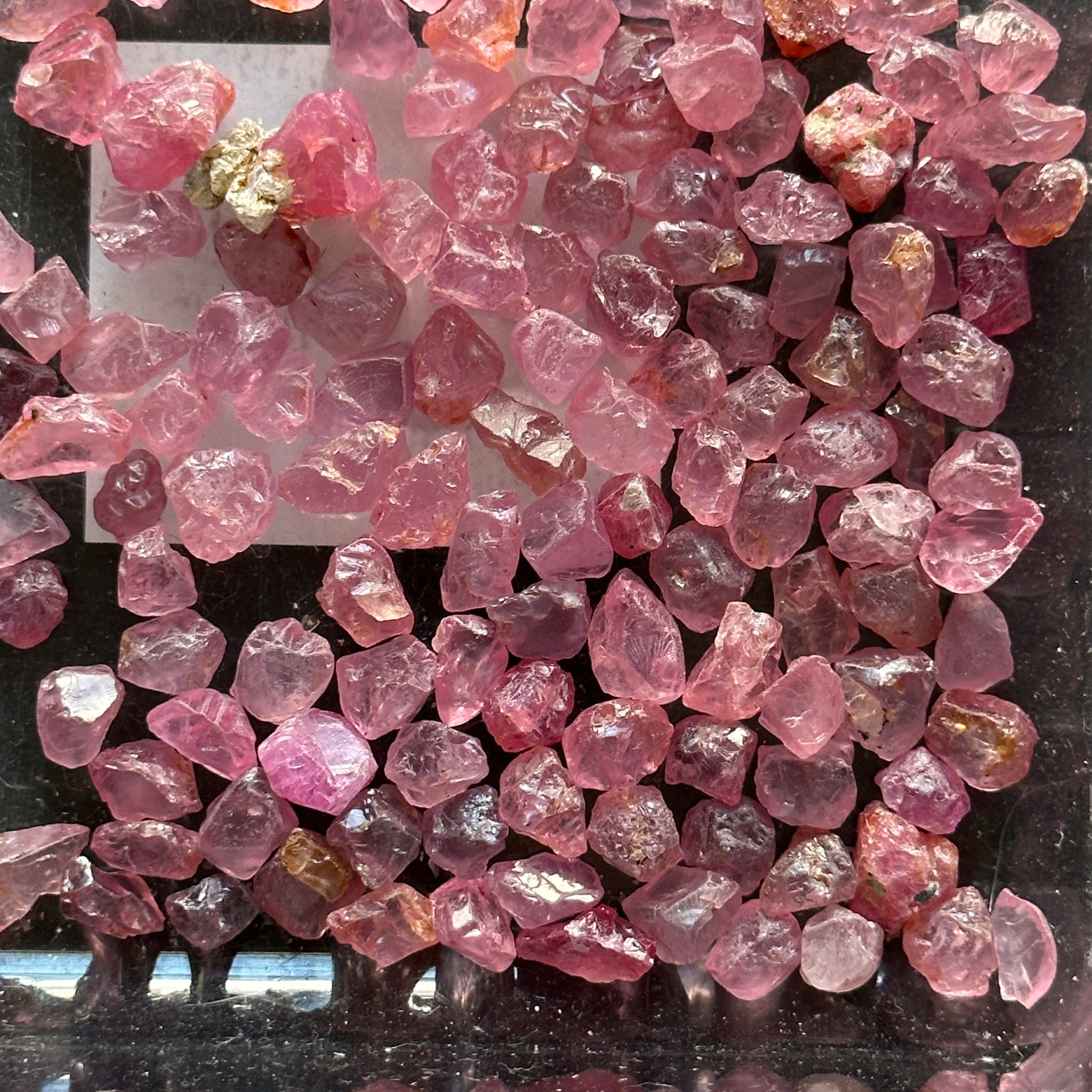 Spinel, Tanzania, Untreated Unheated, Per Stone, faceting, cabbing and specimen grade