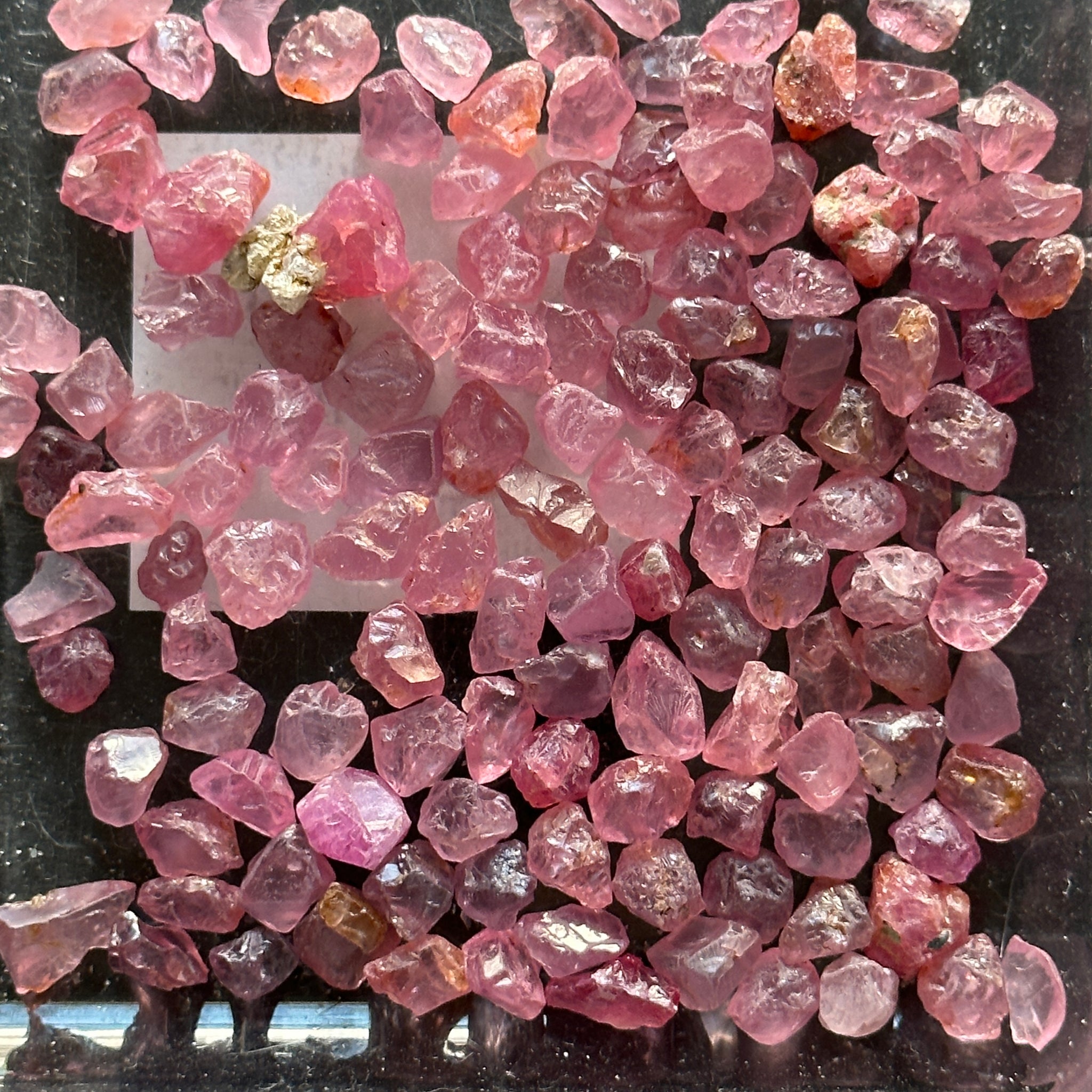 Spinel, Tanzania, Untreated Unheated, Per Stone, faceting, cabbing and specimen grade