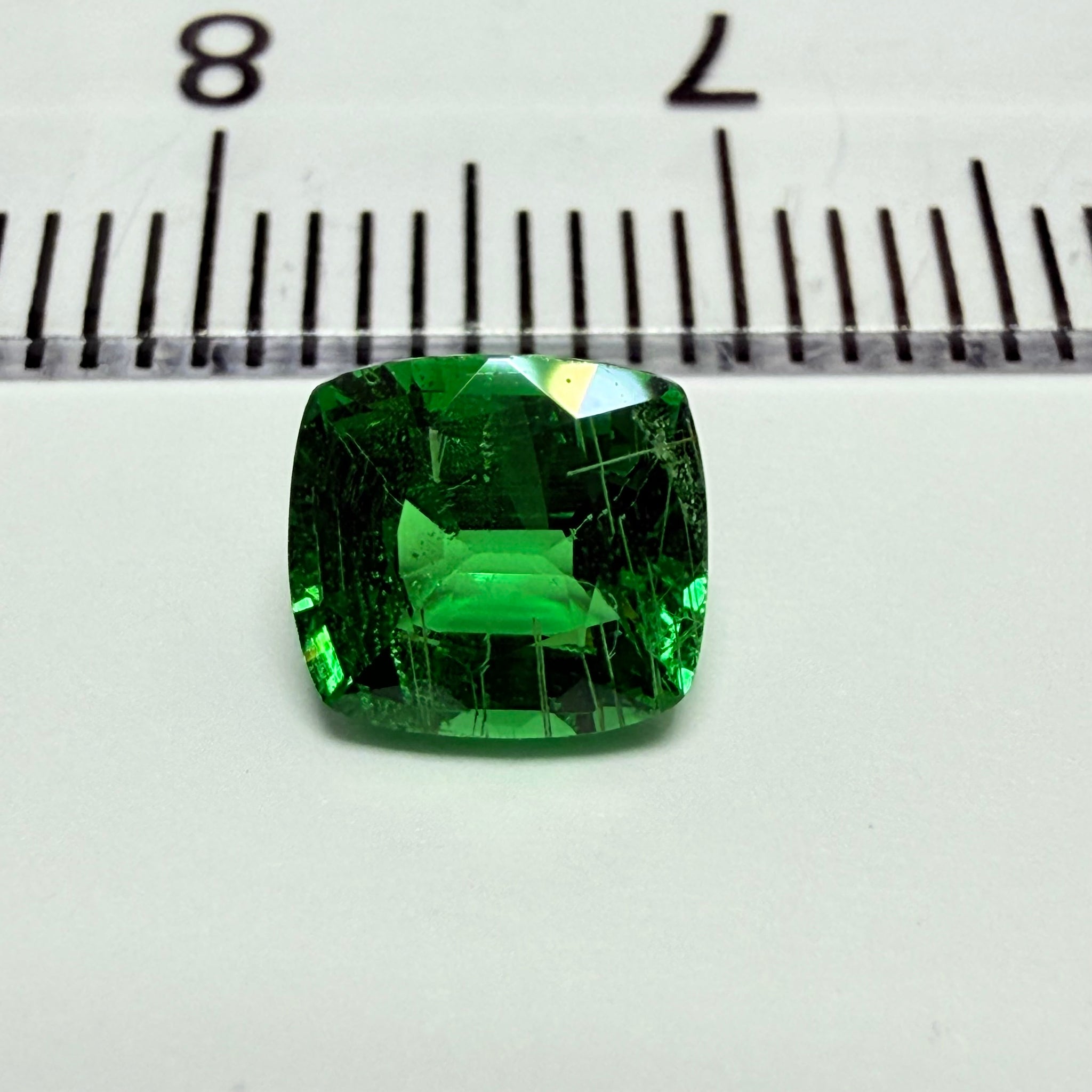Tsavorite Garnet, 1.29ct, Tanzania, Untreated Unheated