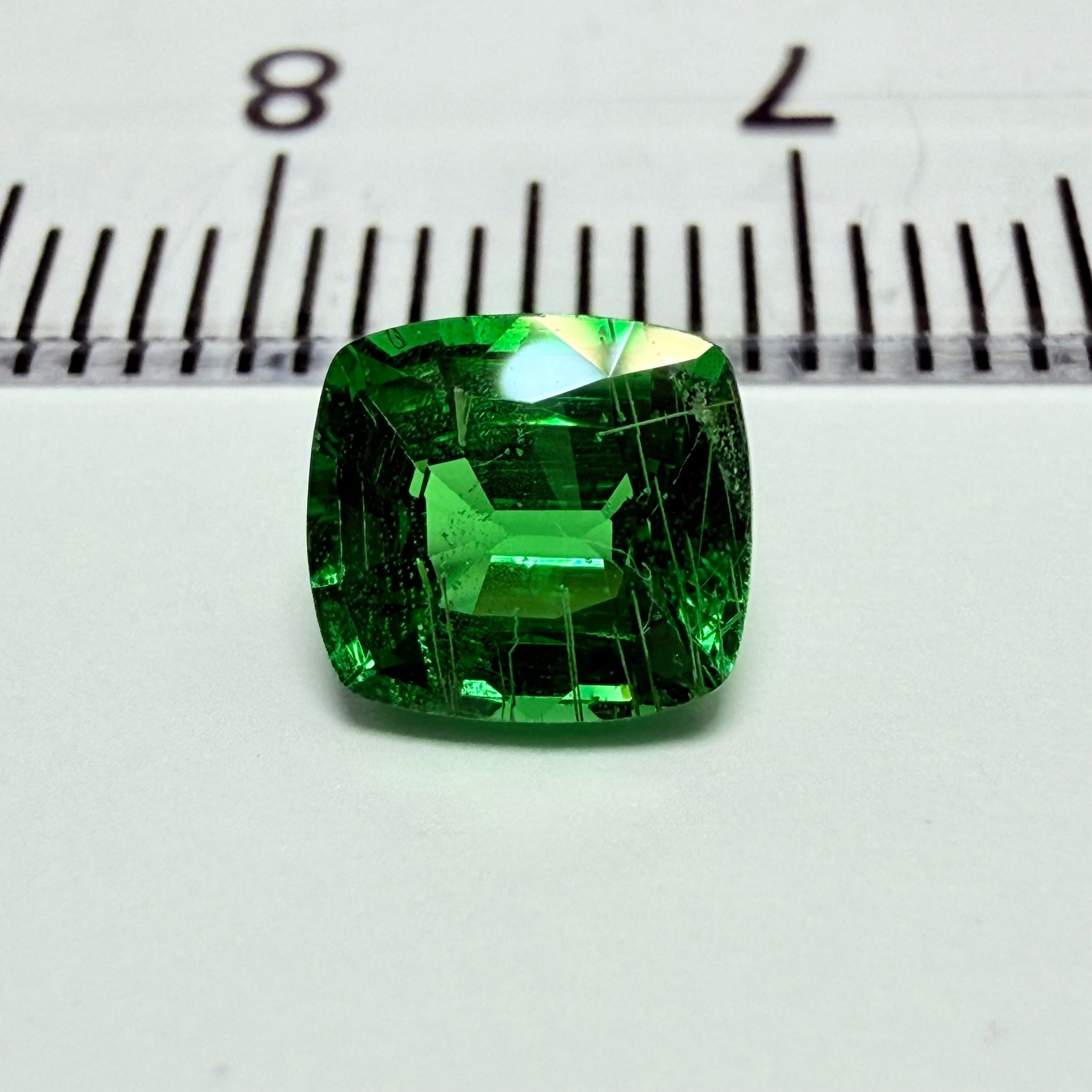 Tsavorite Garnet, 1.29ct, Tanzania, Untreated Unheated