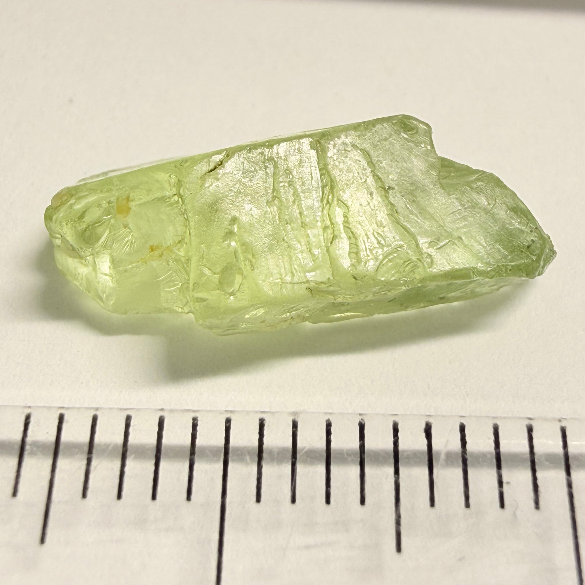 Tsavorite Garnet, 6.58ct, Kenya, Untreated Unheated, vs-vvs, sl inclusion on outside, light lime green colour